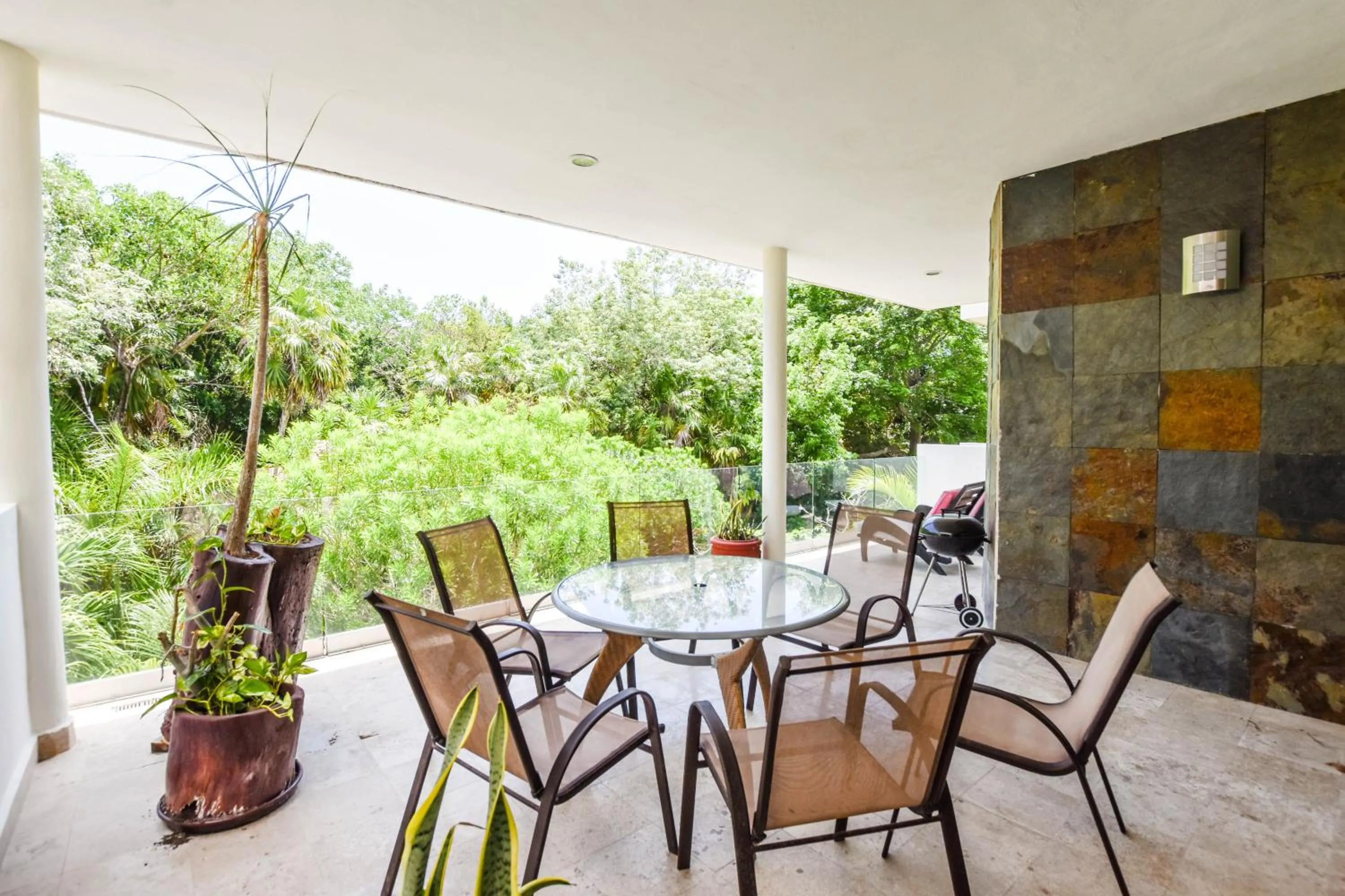 Balcony/Terrace in Mamitas Village by Casago
