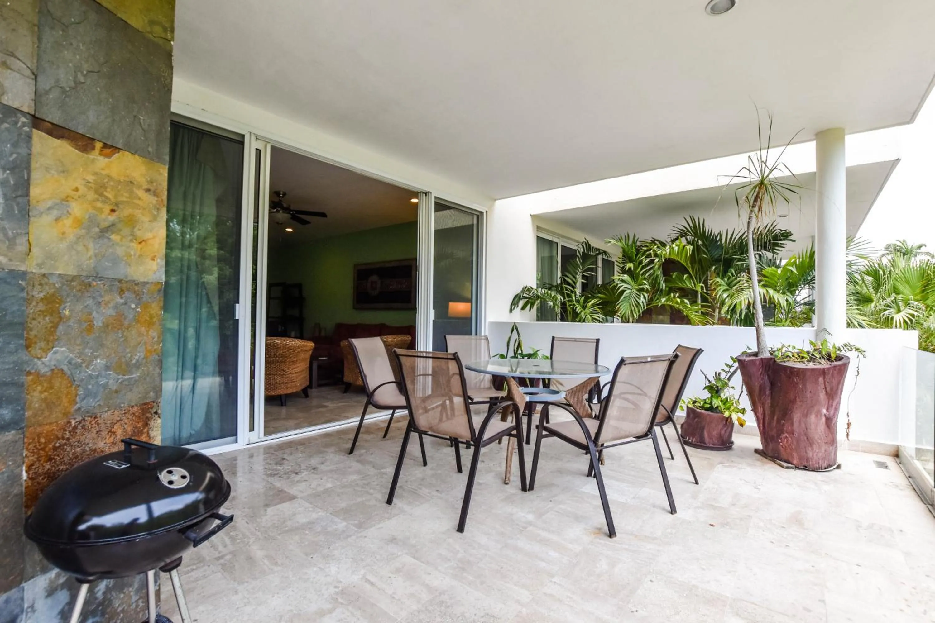 Patio in Mamitas Village by Casago