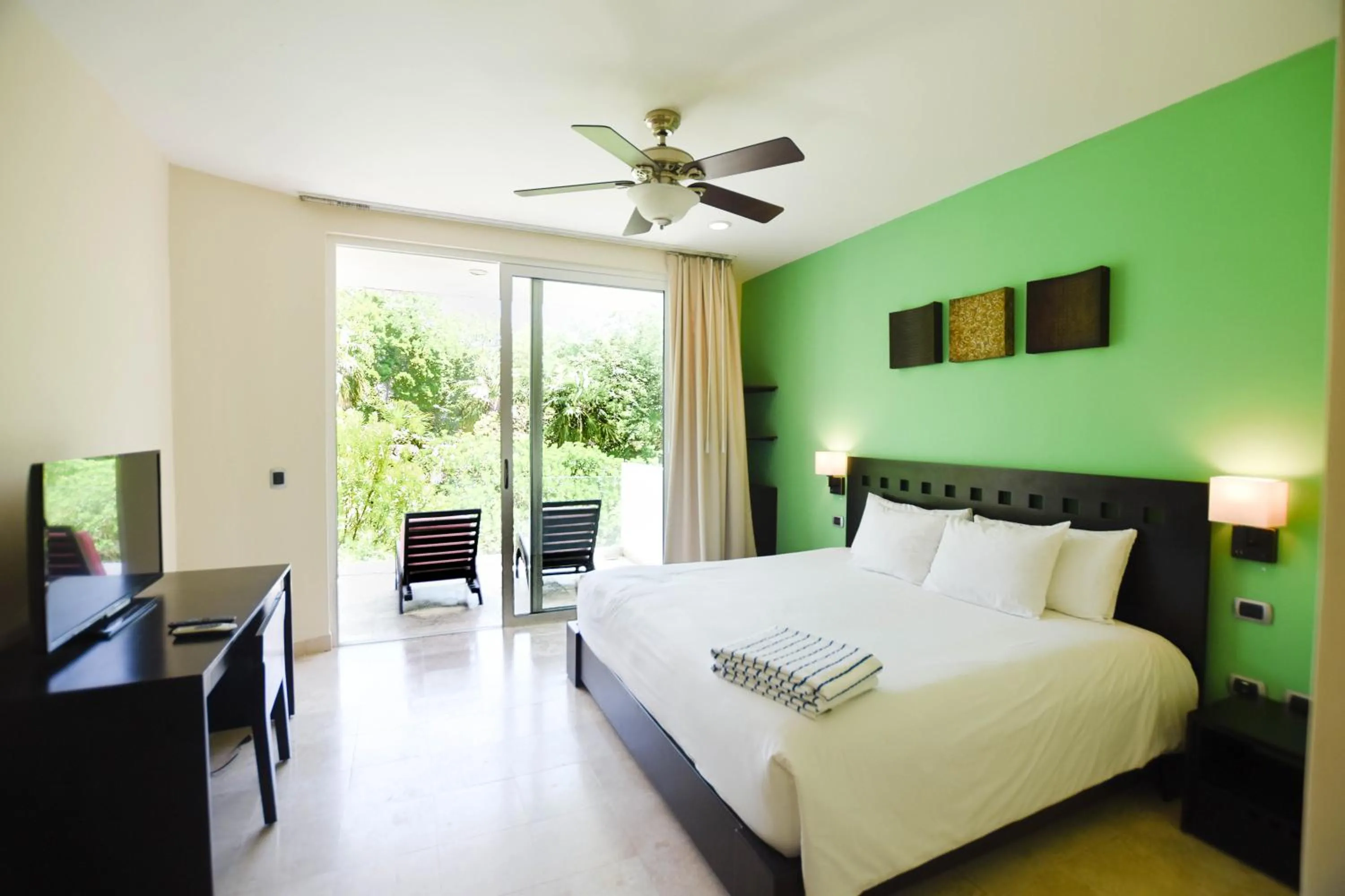 Bed in Mamitas Village by Casago