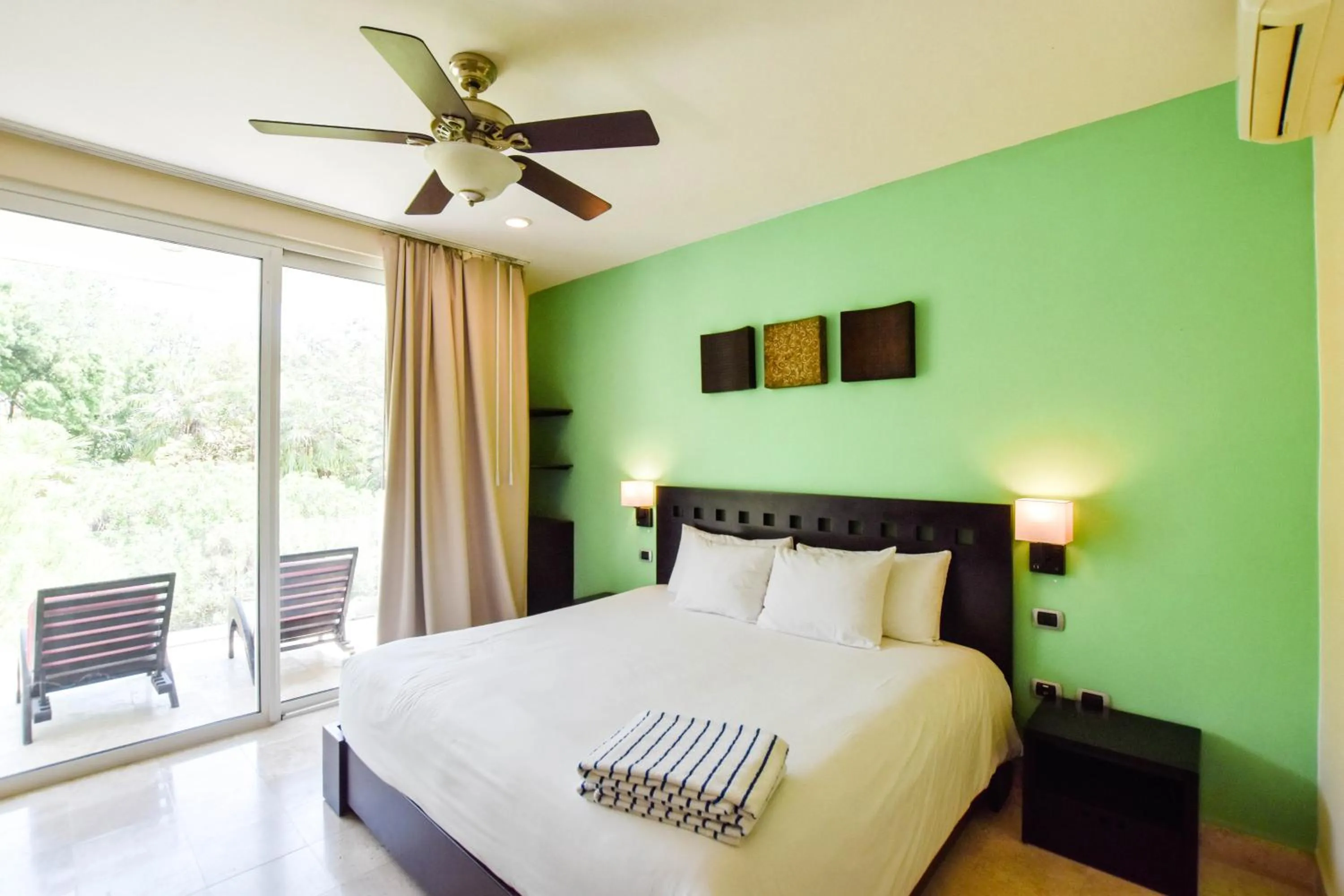 Bed in Mamitas Village by Casago