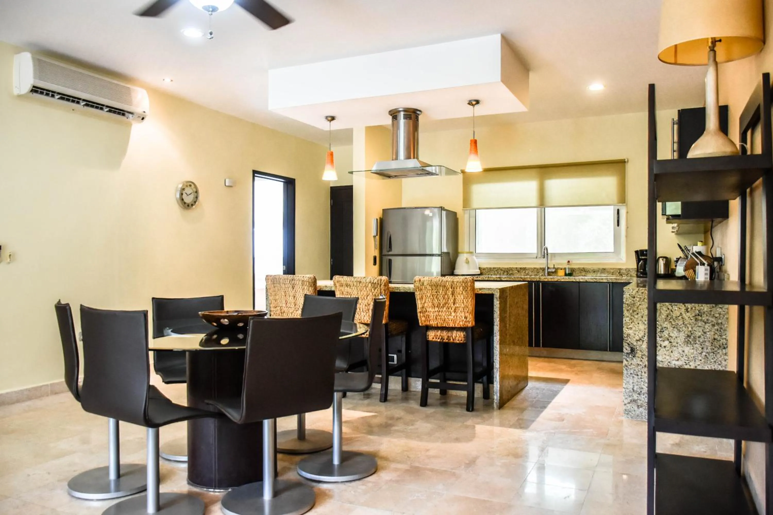 Kitchen or kitchenette in Mamitas Village by Casago