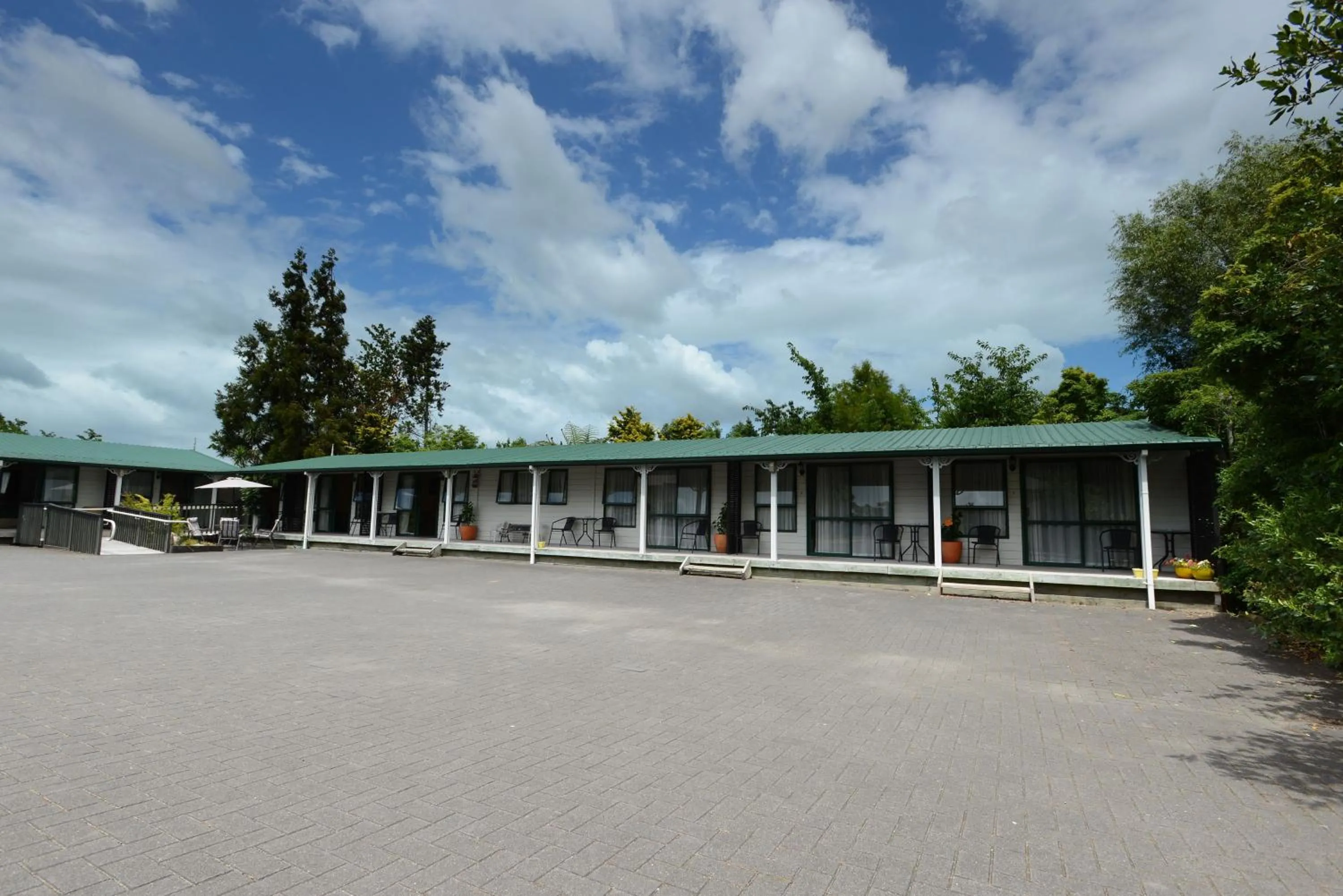 Property building in Goldmine Motel
