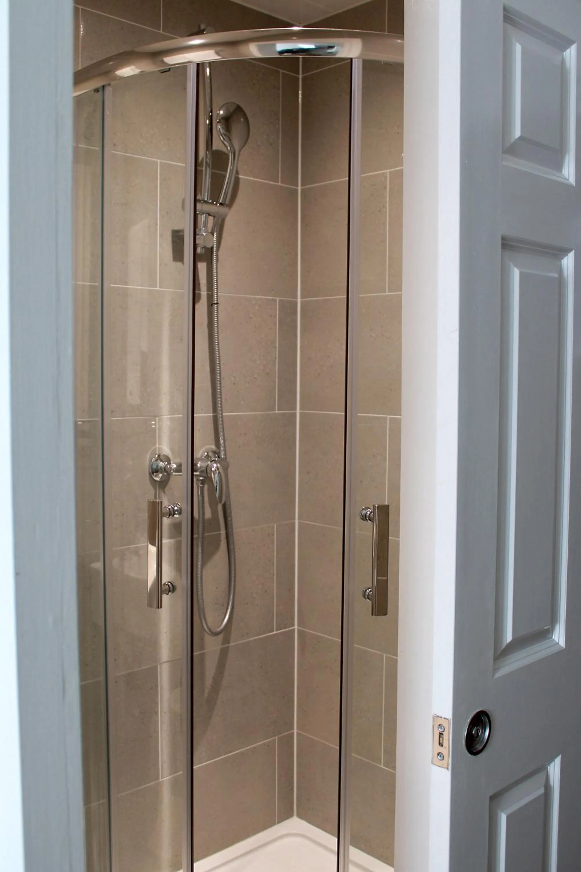 Bathroom in Lords Hotel