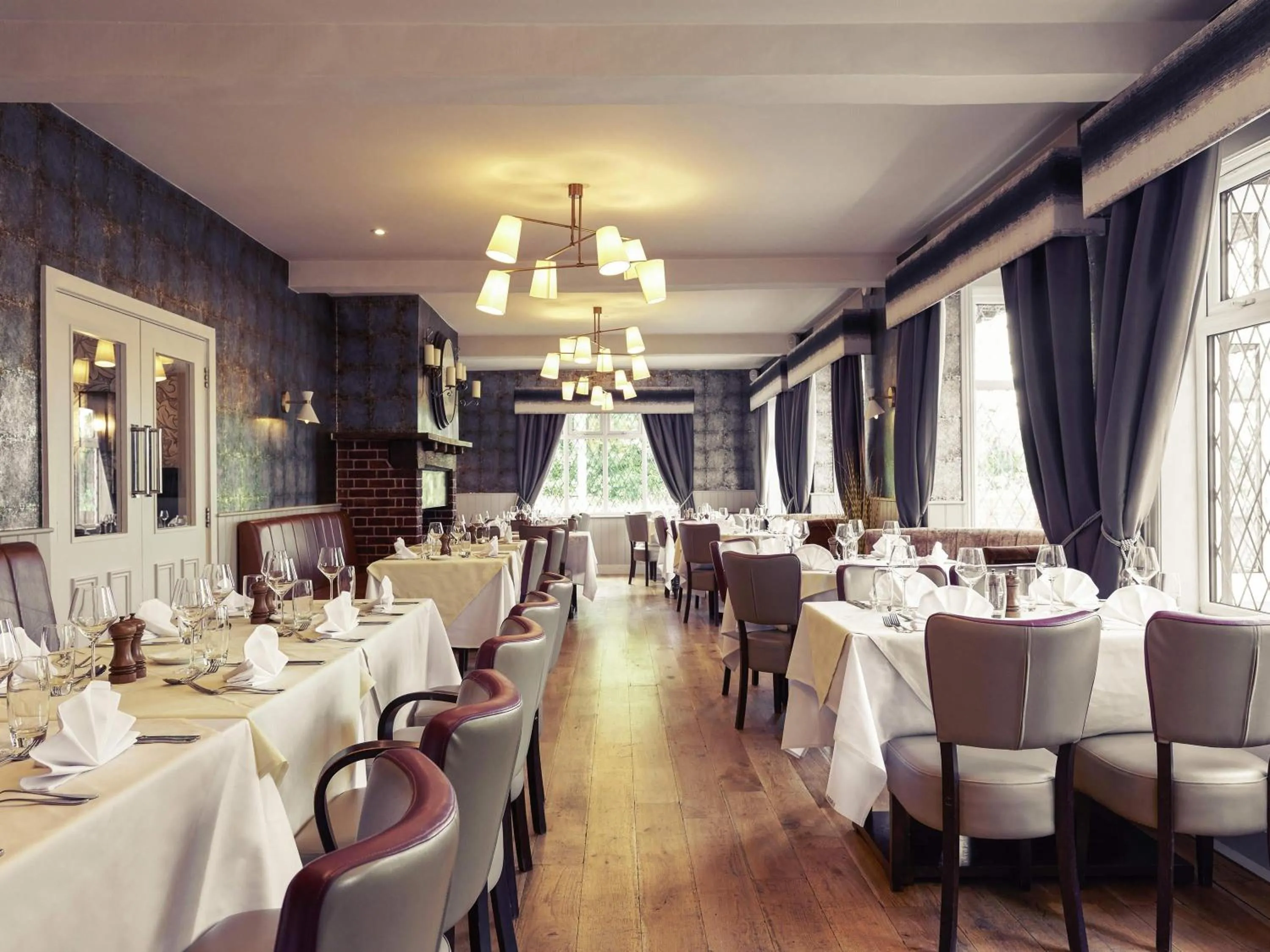 Restaurant/places to eat in Mercure Thame Lambert Hotel