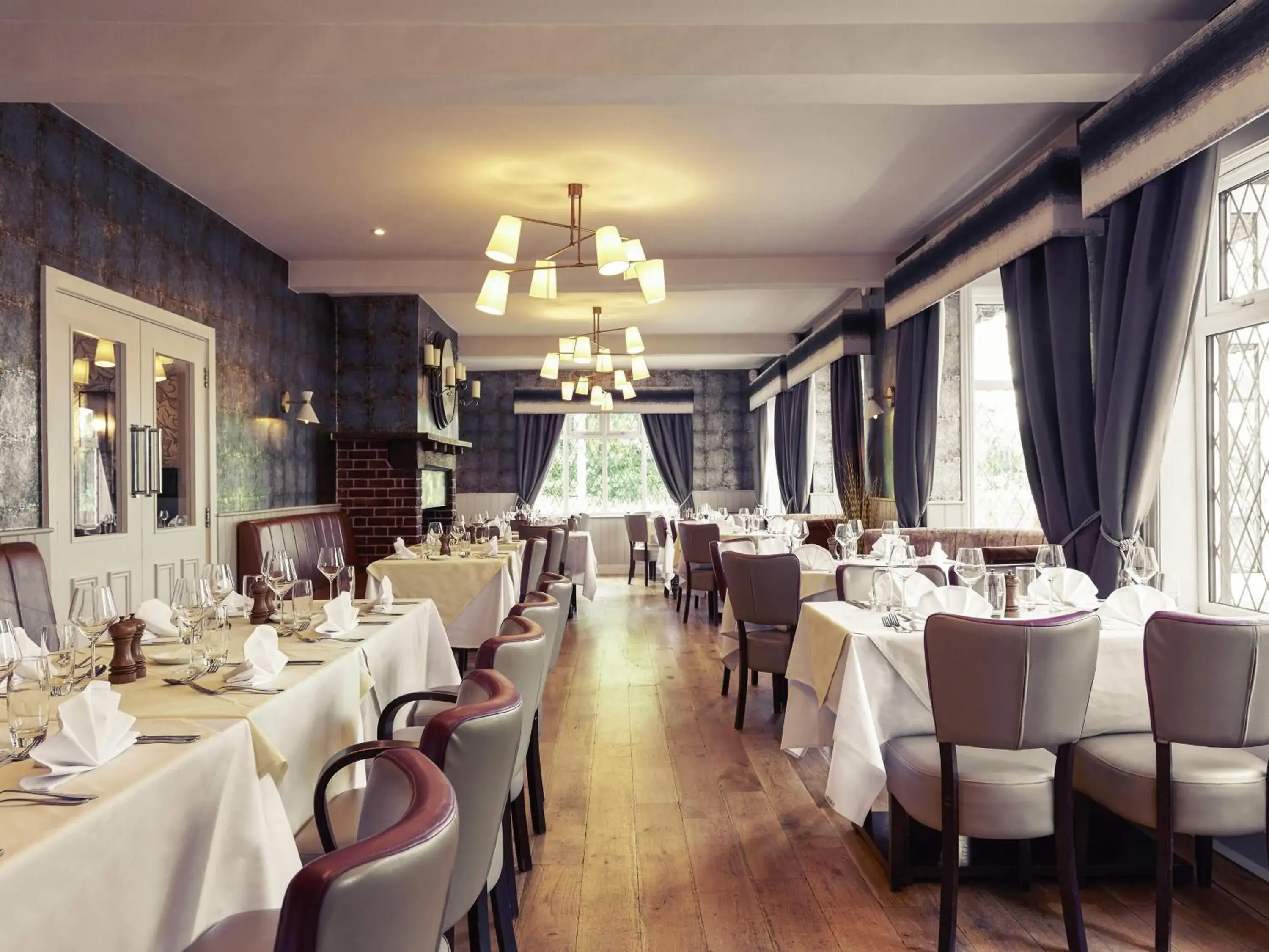 Restaurant/places to eat in Mercure Thame Lambert Hotel Restaurant/places to eat in Mercure Thame Lambert Hotel