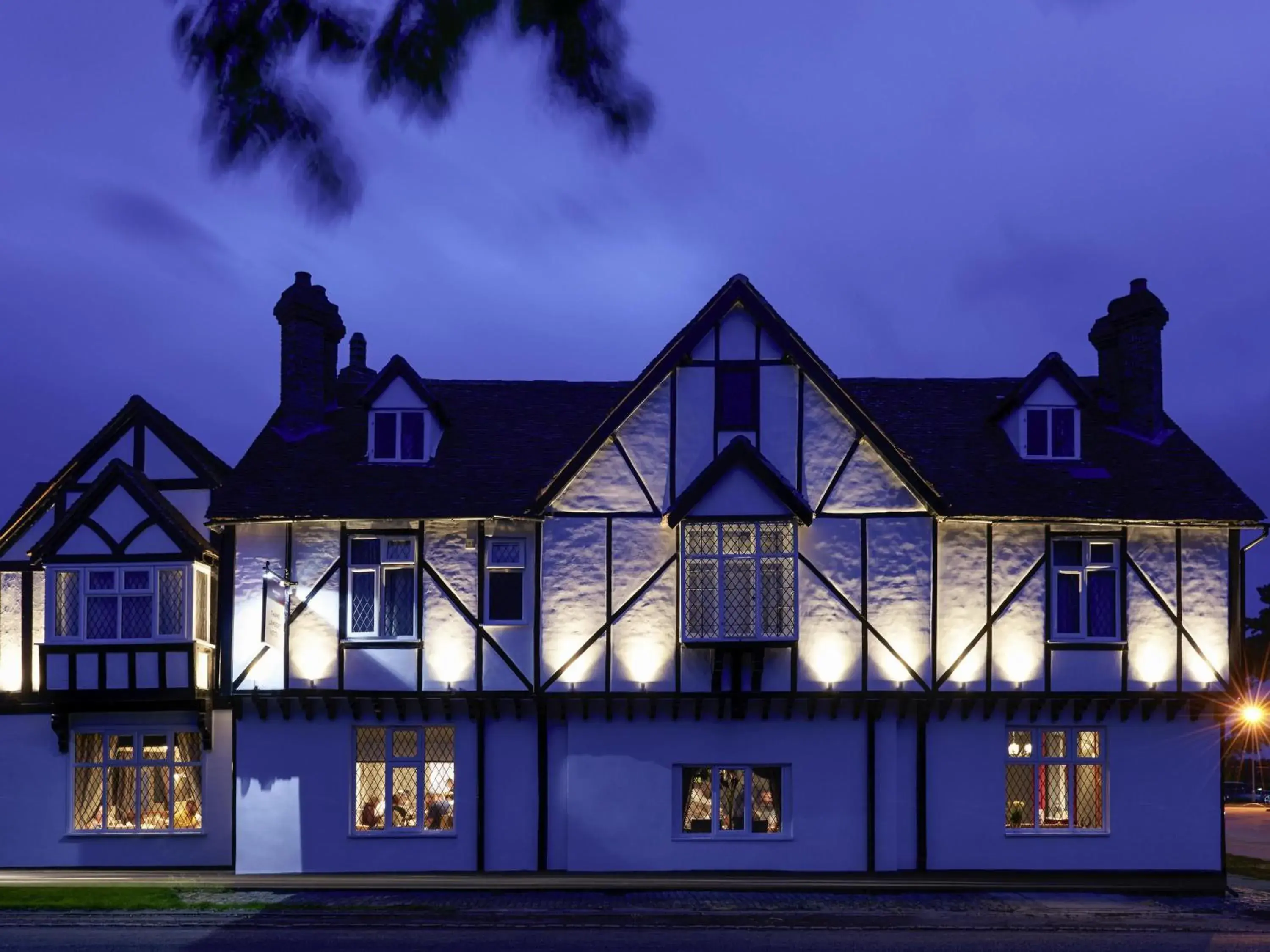 Bedroom in Mercure Thame Lambert Hotel Bedroom in Mercure Thame Lambert Hotel