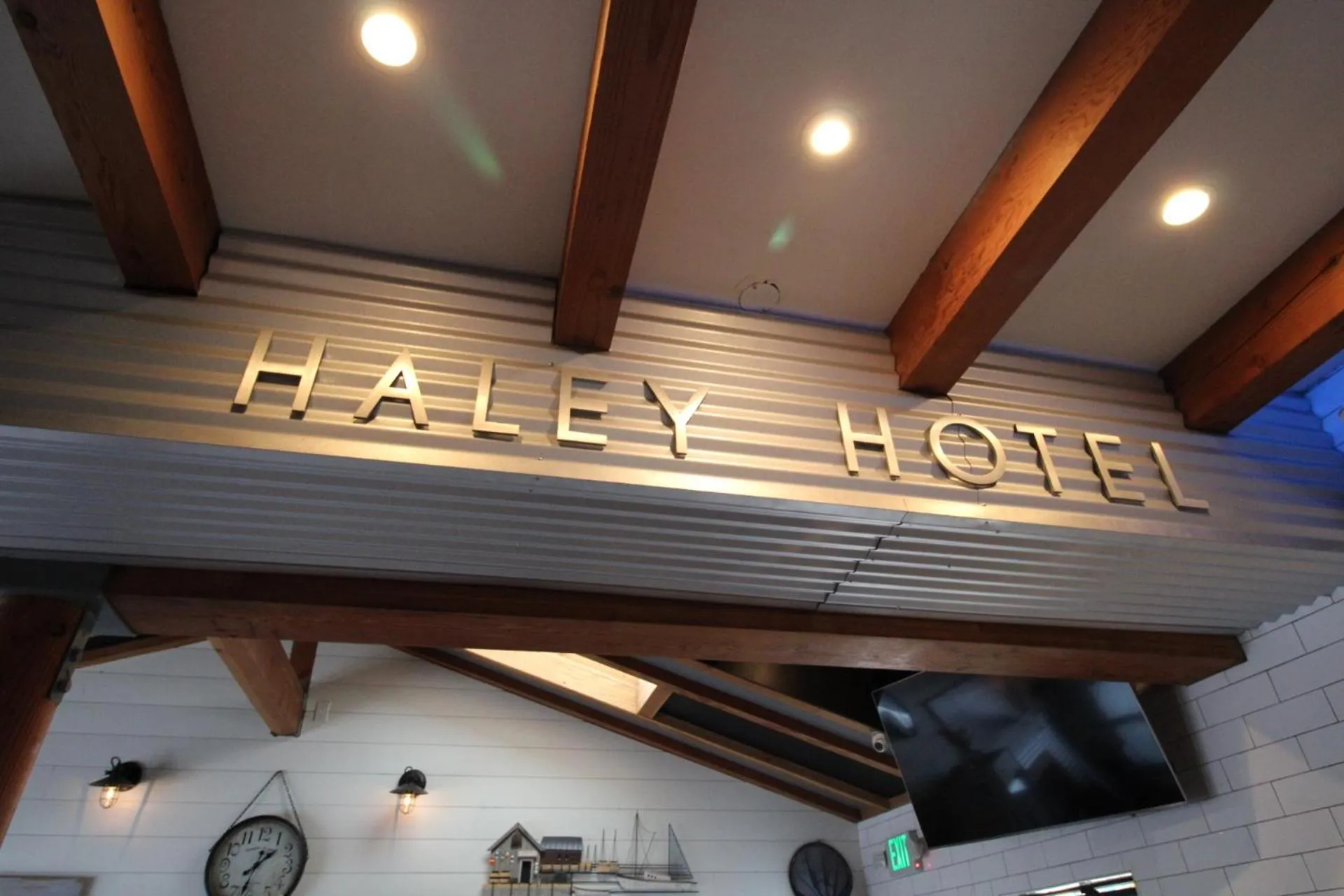 Lobby or reception in Haley Hotel