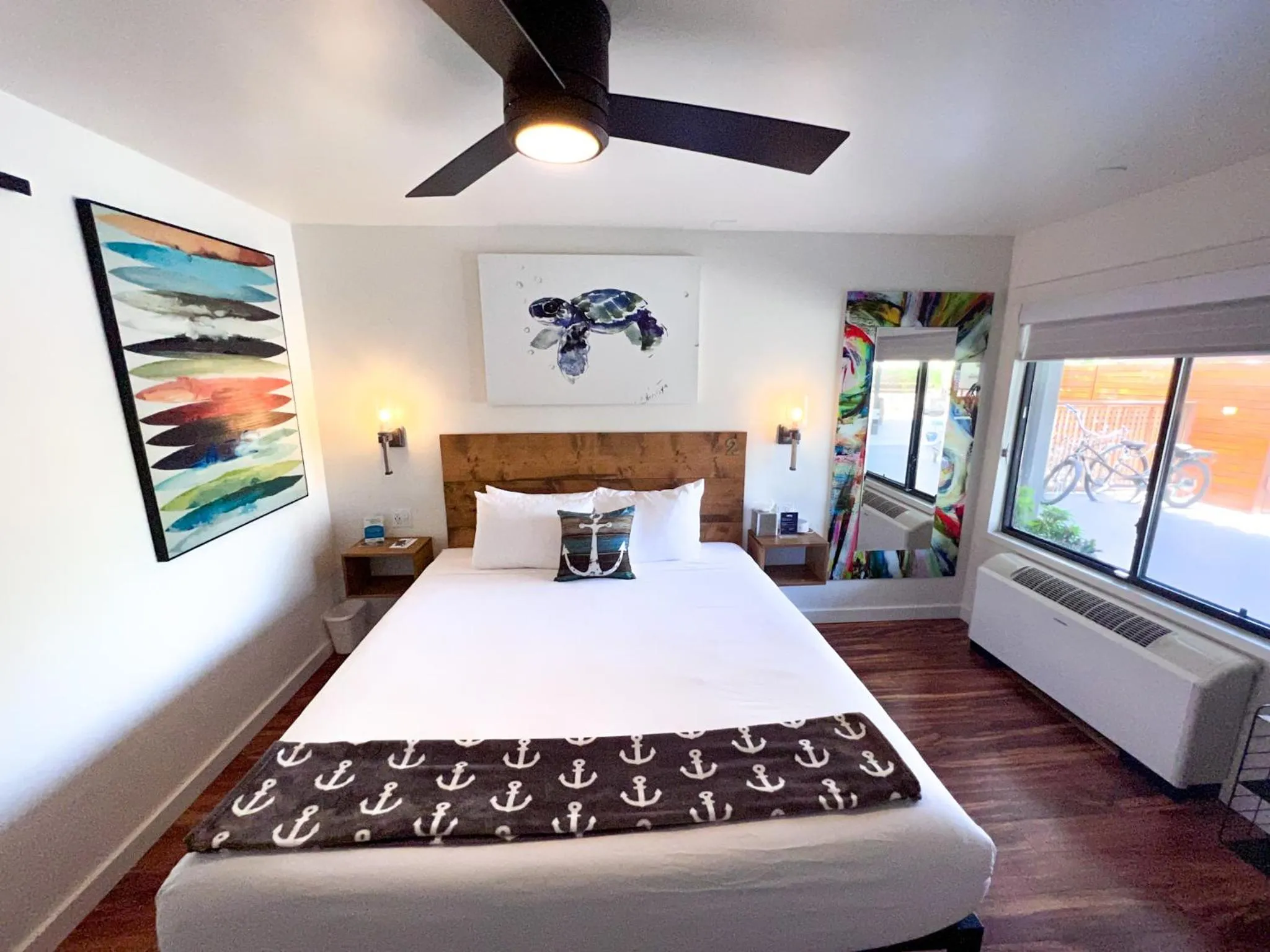 Photo of the whole room in Haley Hotel