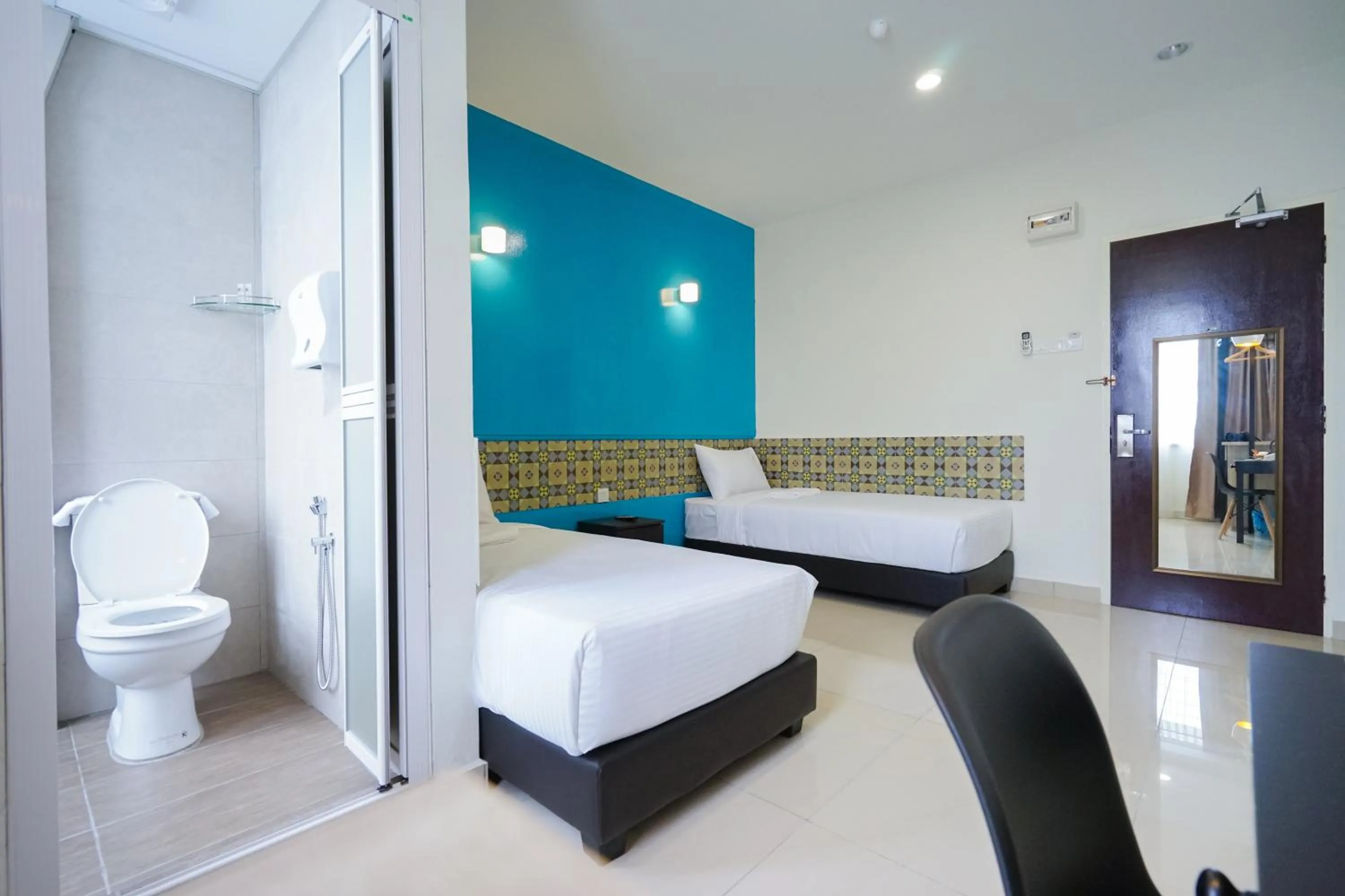 Bedroom, Bed in Grand FC Hotel