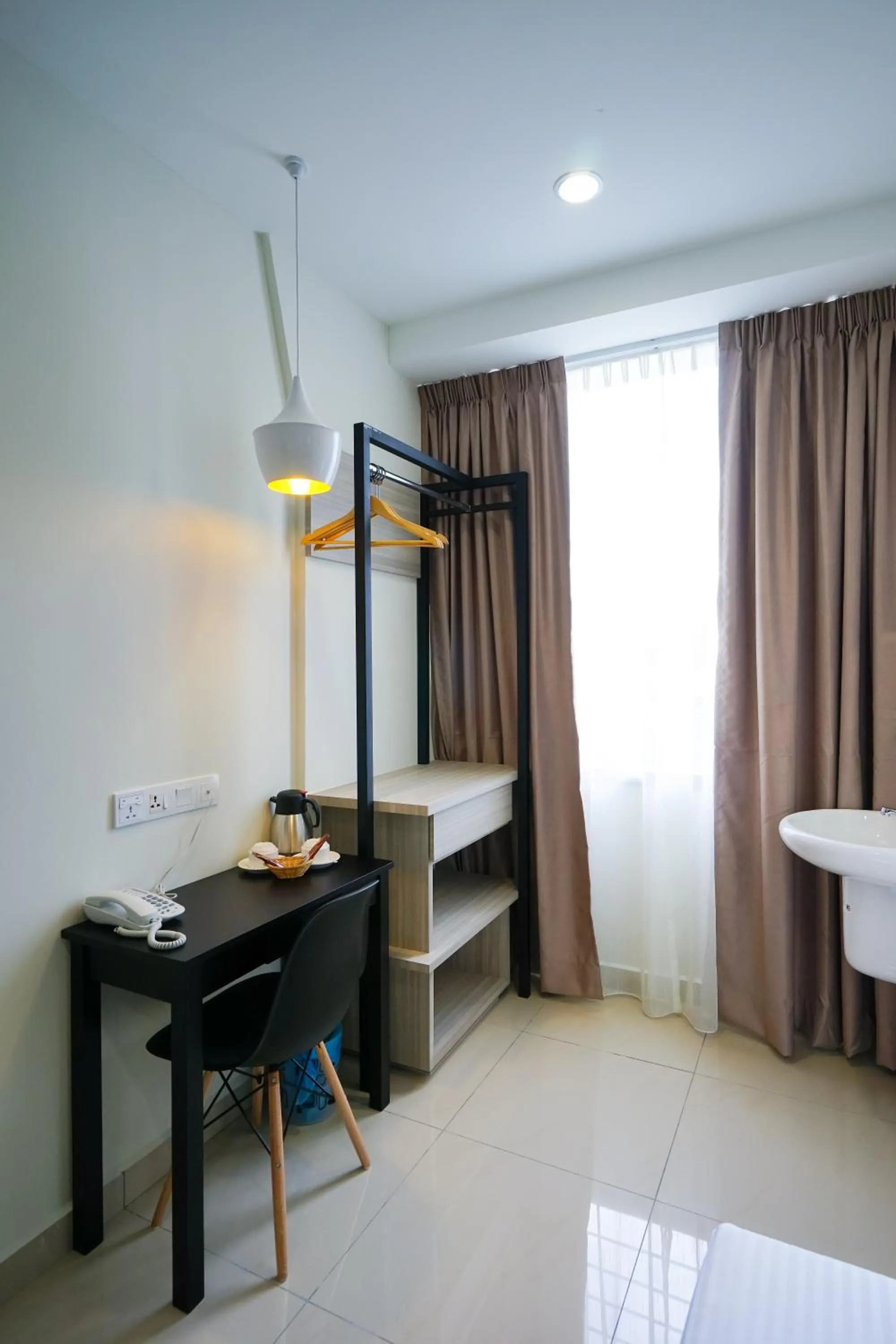 Bedroom, Bed in Grand FC Hotel