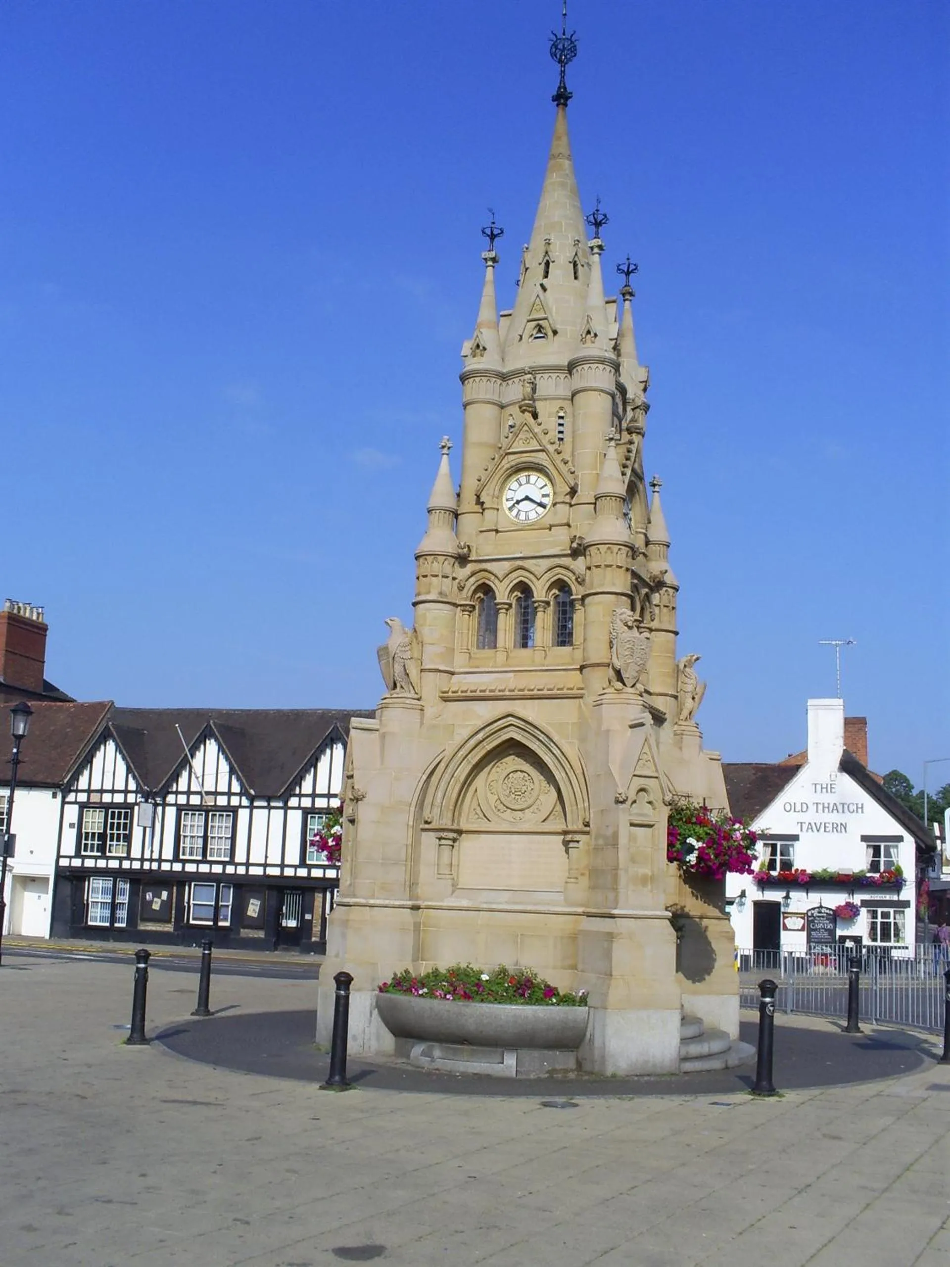 Area and facilities in Avonpark House