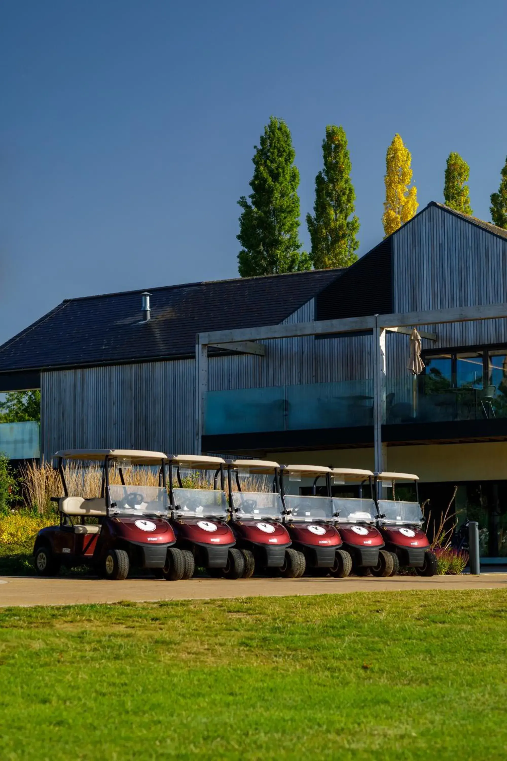 Golfcourse, Property Building in Feldon Valley