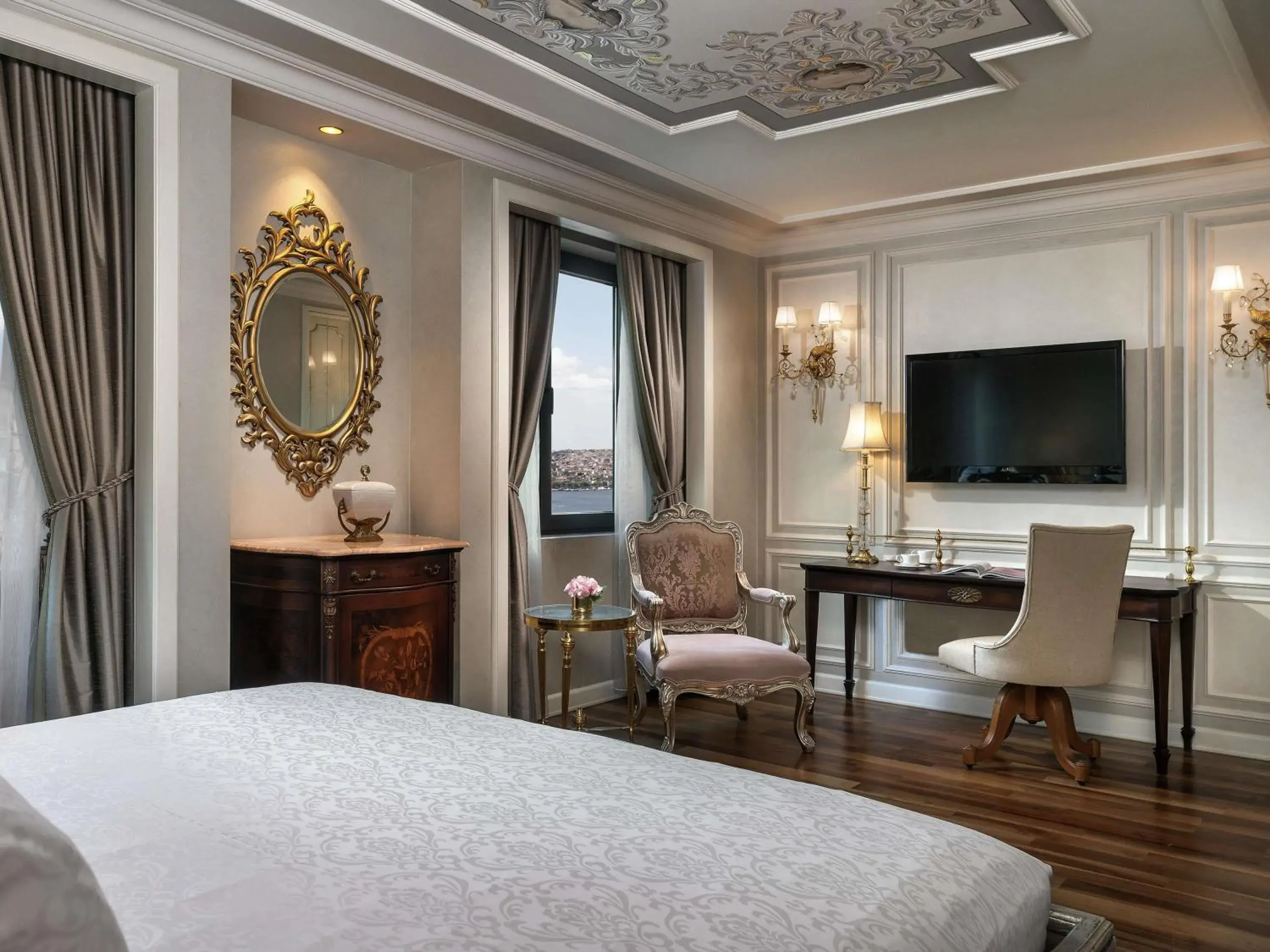 Bedroom, Bed in Rixos Pera Istanbul Bedroom, Bed in Rixos Pera Istanbul