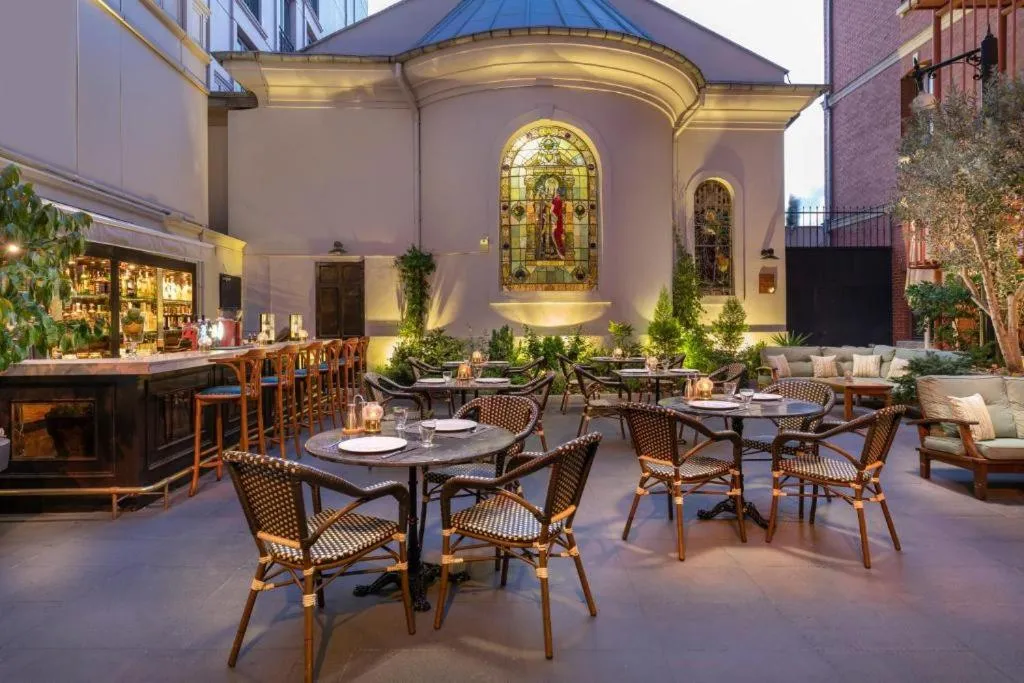 Garden view in Rixos Pera Istanbul