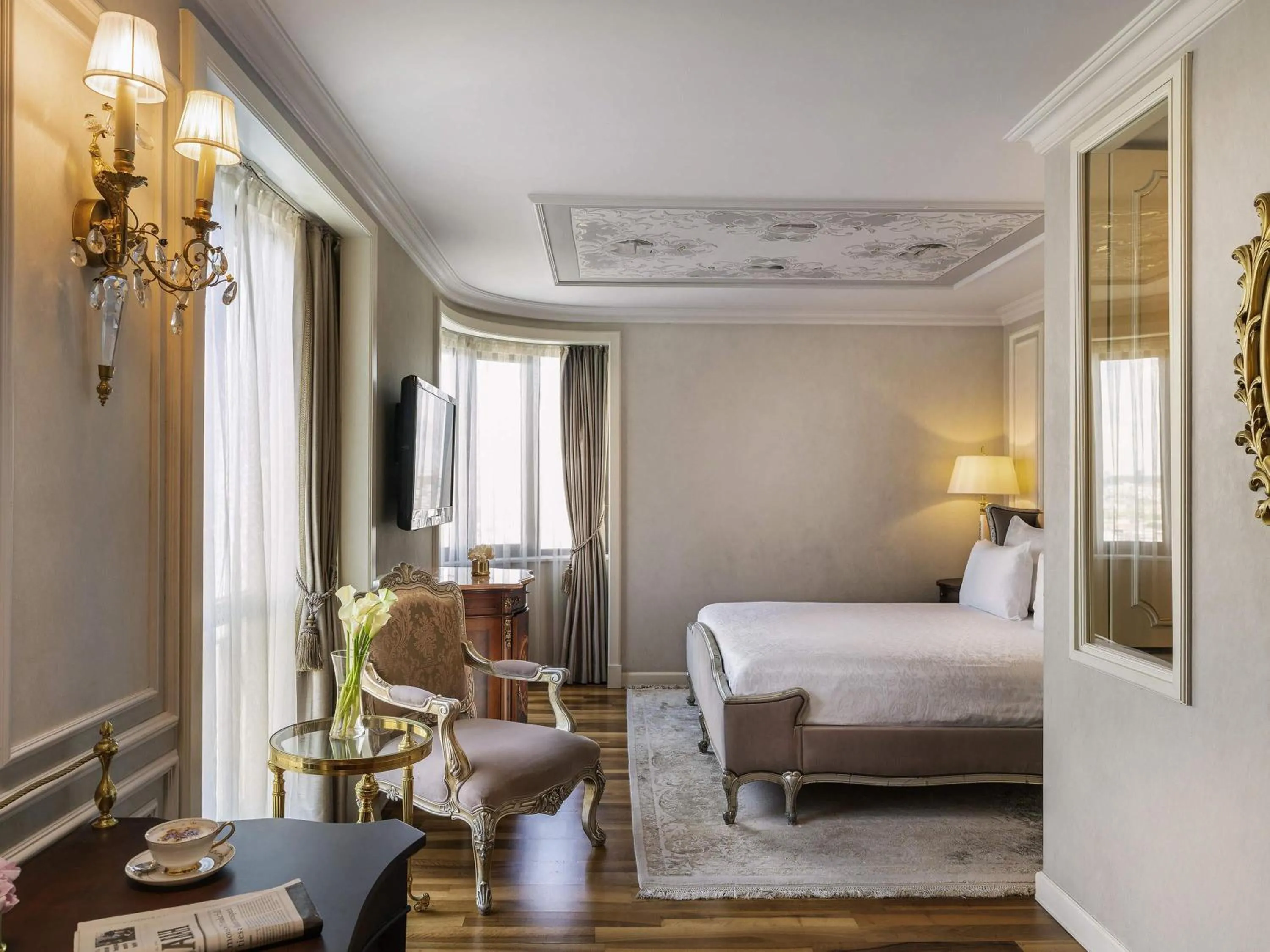 Bedroom, Bed in Rixos Pera Istanbul