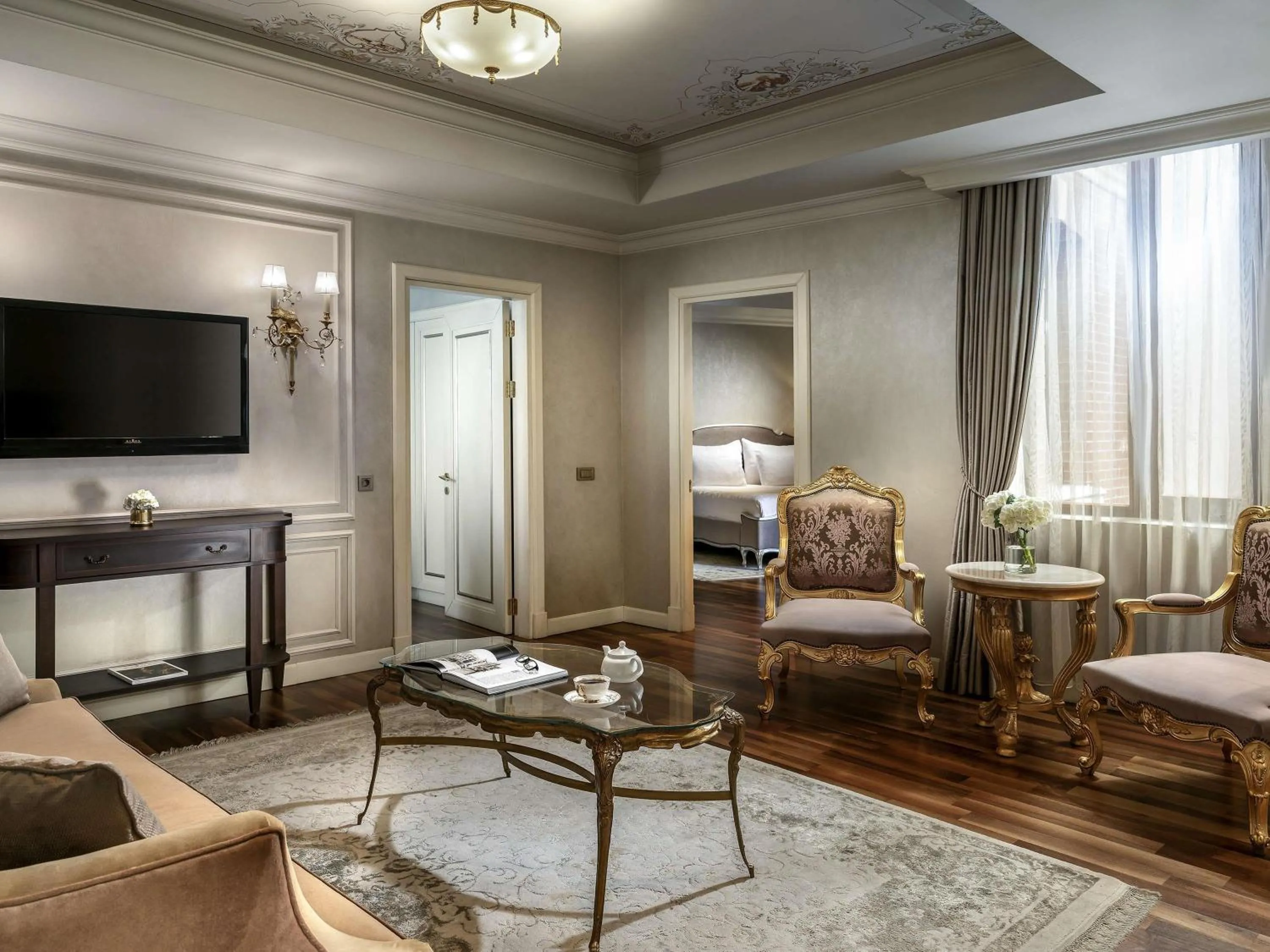 Bedroom in Rixos Pera Istanbul