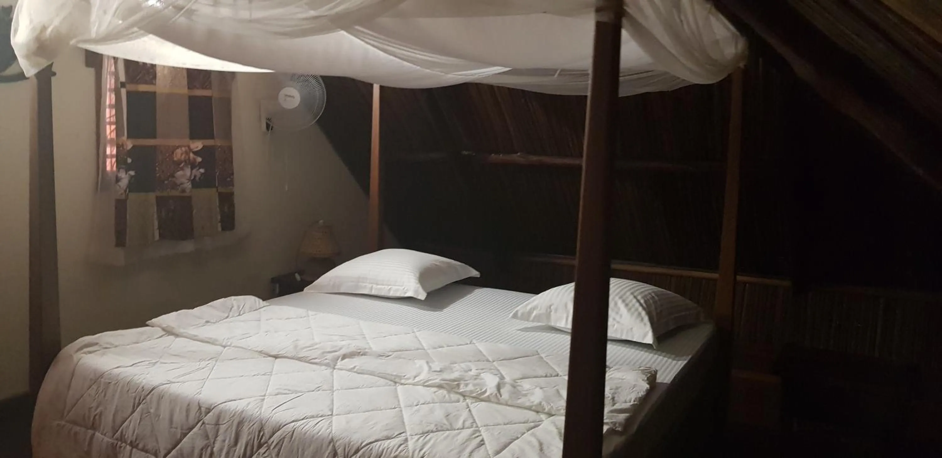 Bed in villa nosy détente