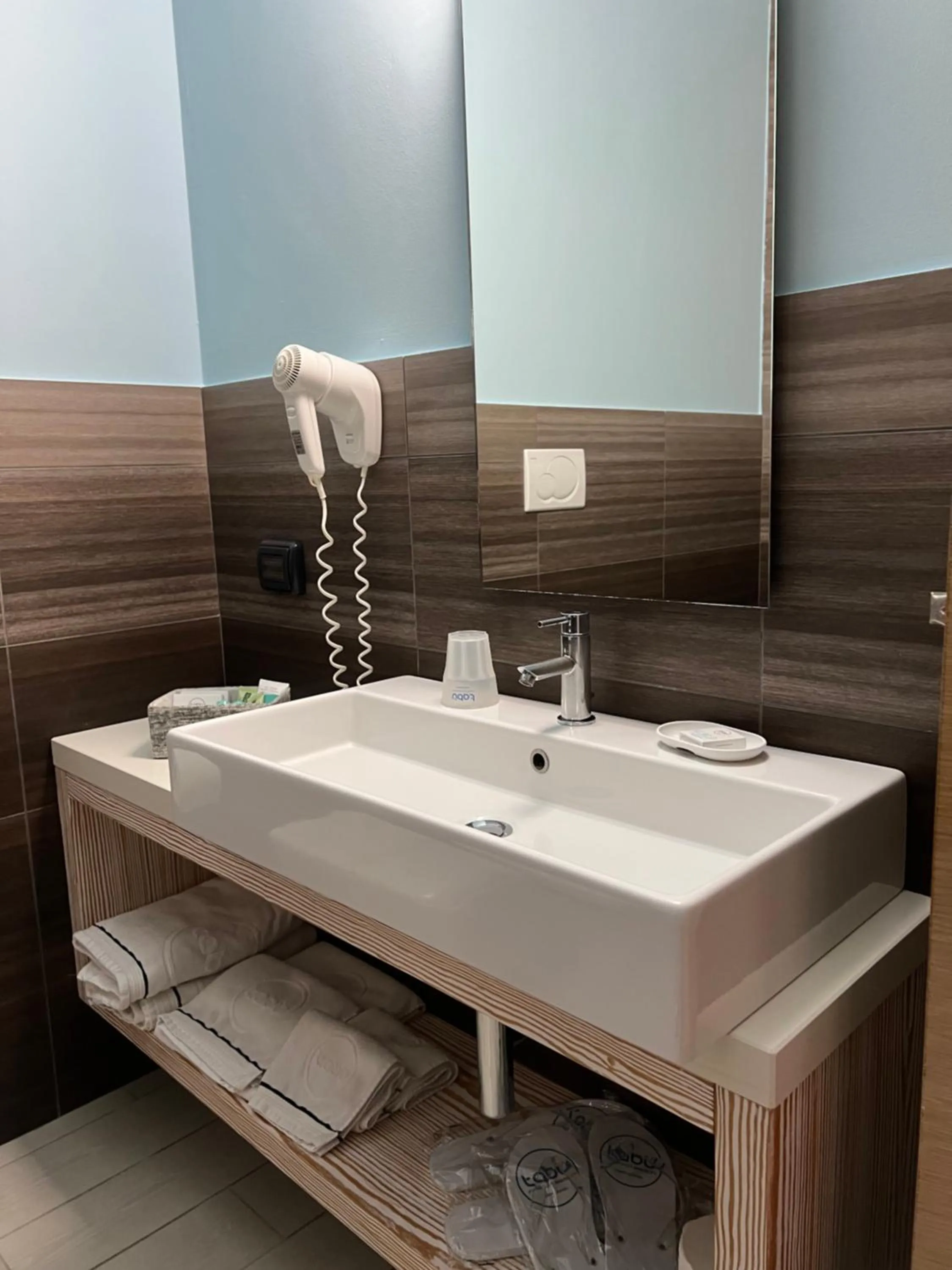 Bathroom in Tabù Hotel