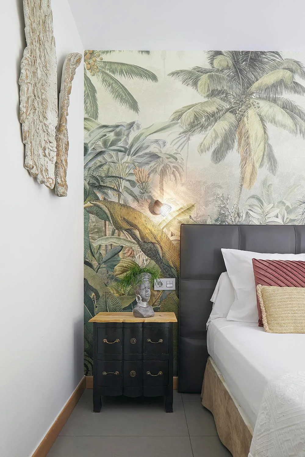 Decorative detail in Hotel Boutique Txanka Erreka PARKING INCLUIDO