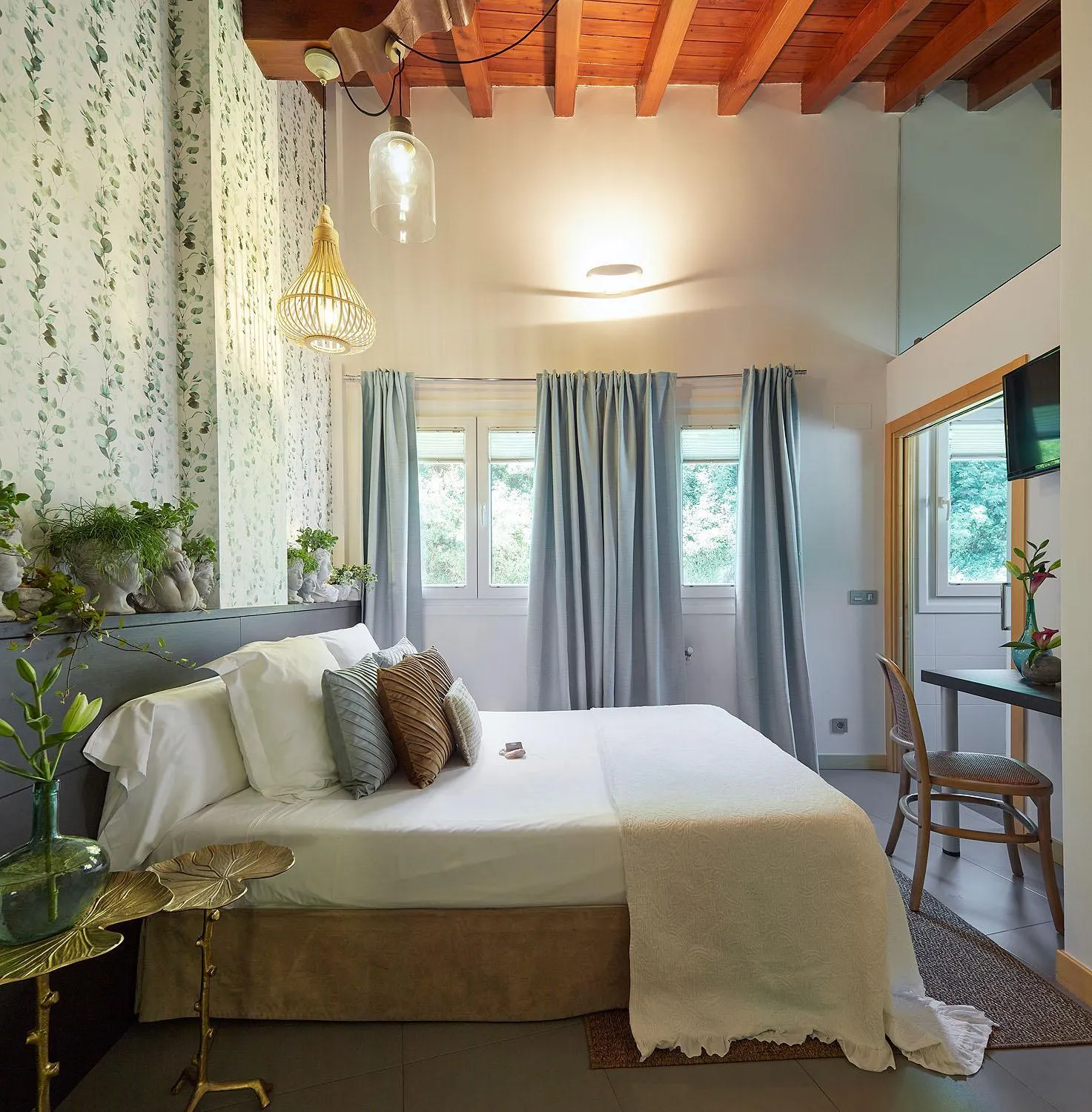 Bed in Hotel Boutique Txanka Erreka PARKING INCLUIDO