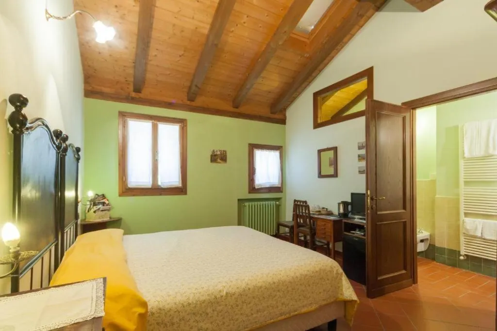 Bed in Agriturismo Rio Verde