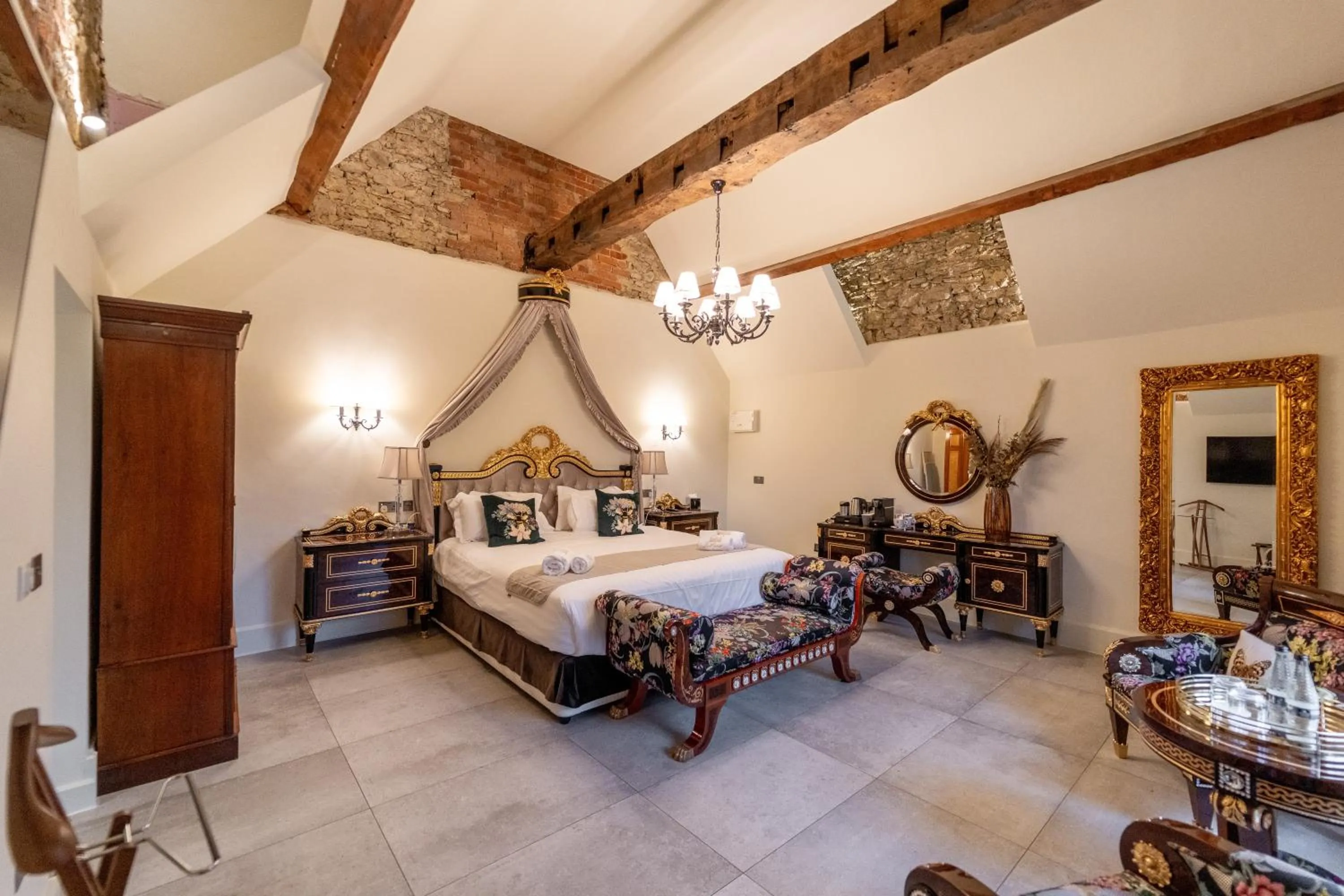 Bed in Weston Manor Hotel