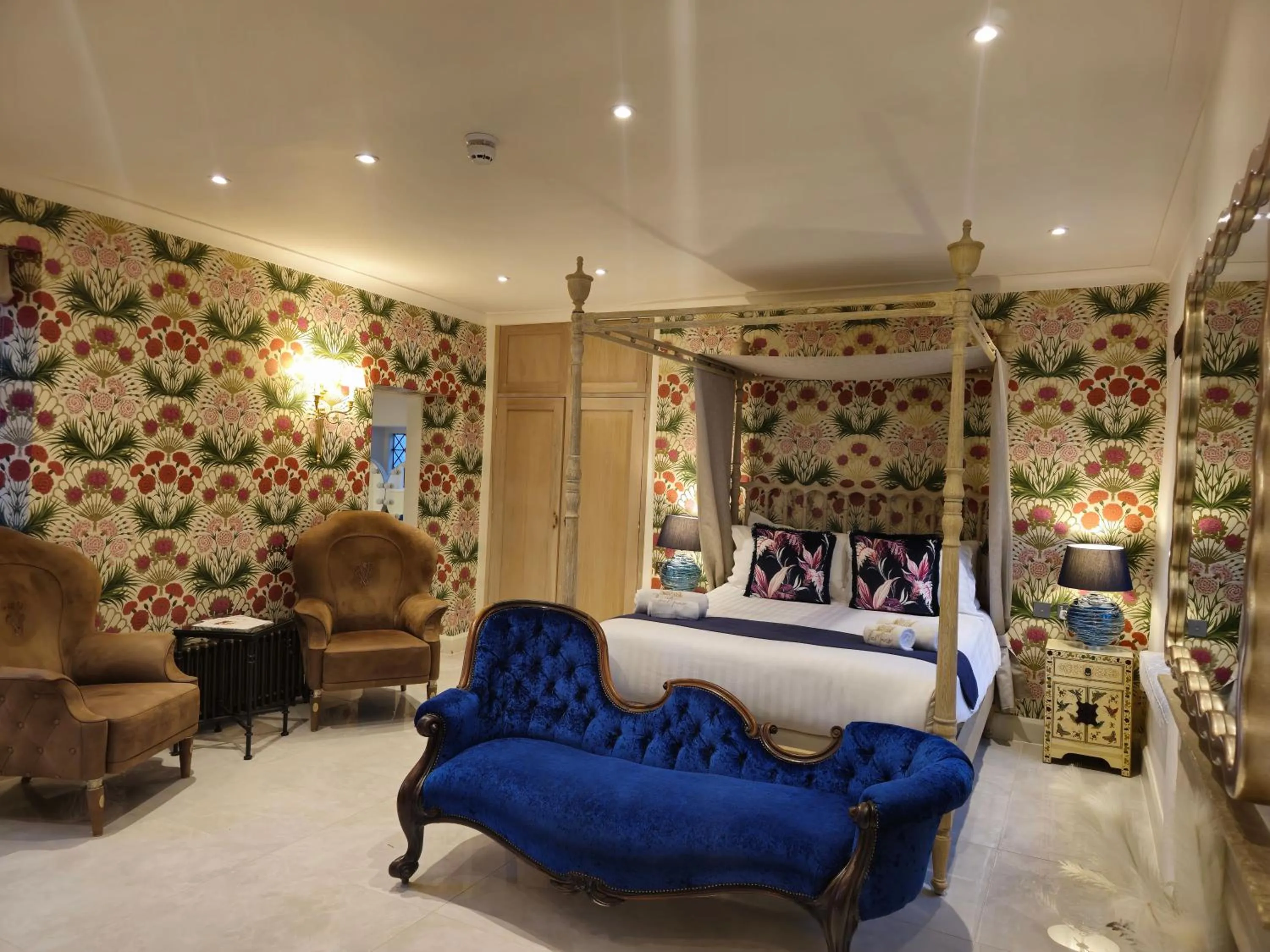 Bed in Weston Manor Hotel