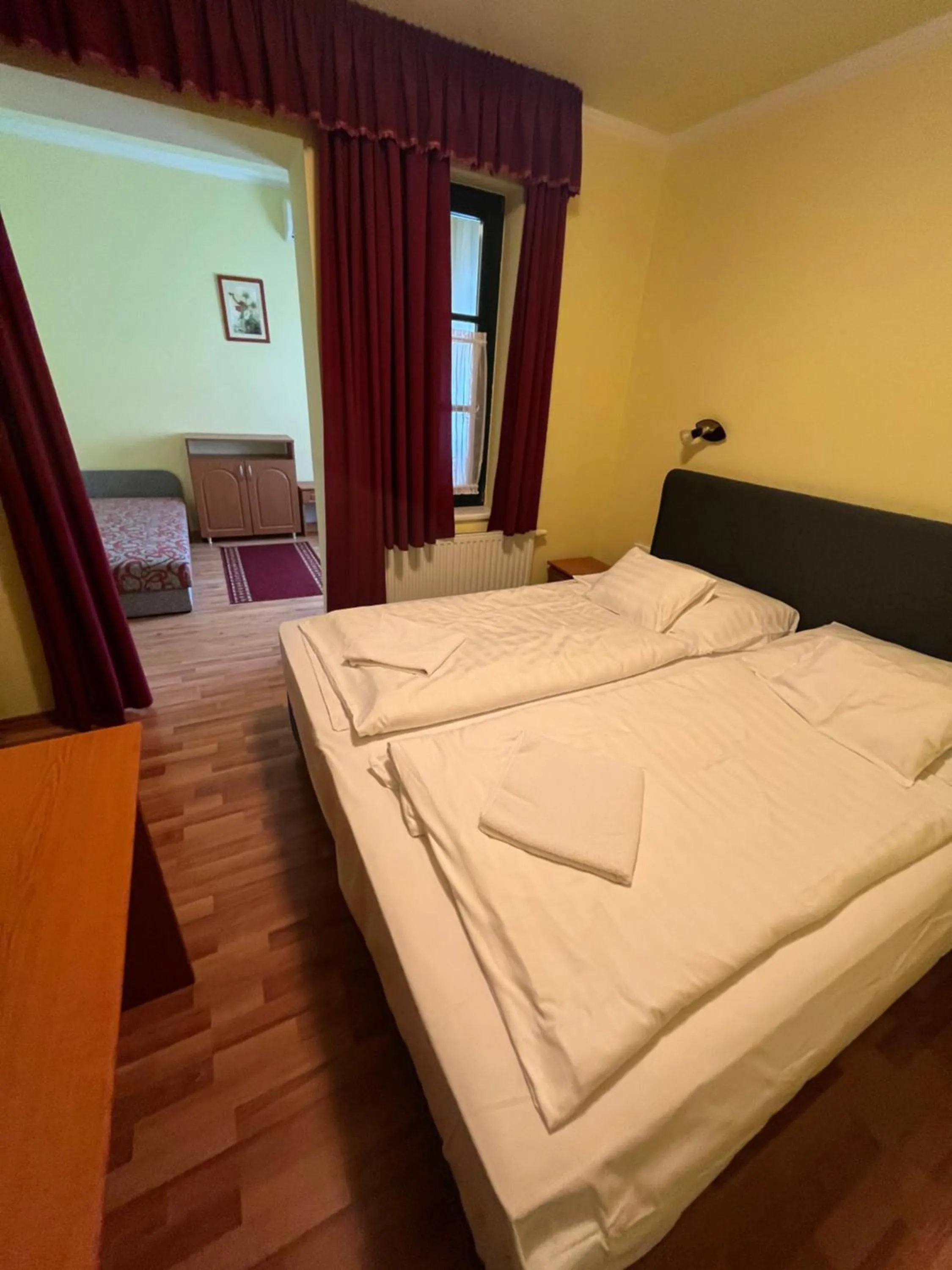 Bed in Rábensteiner Panzió