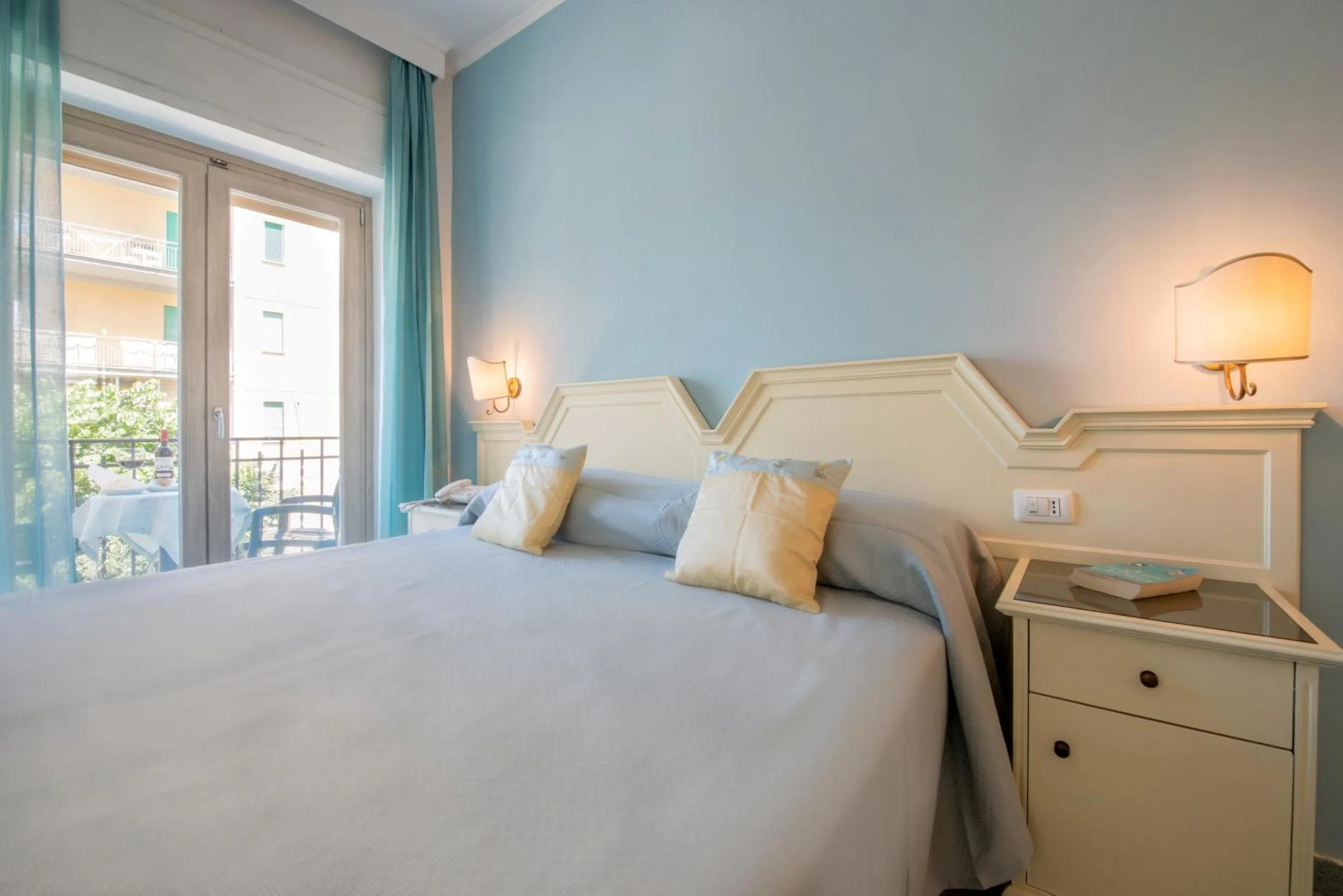 Bed in Hotel Ascot Sorrento