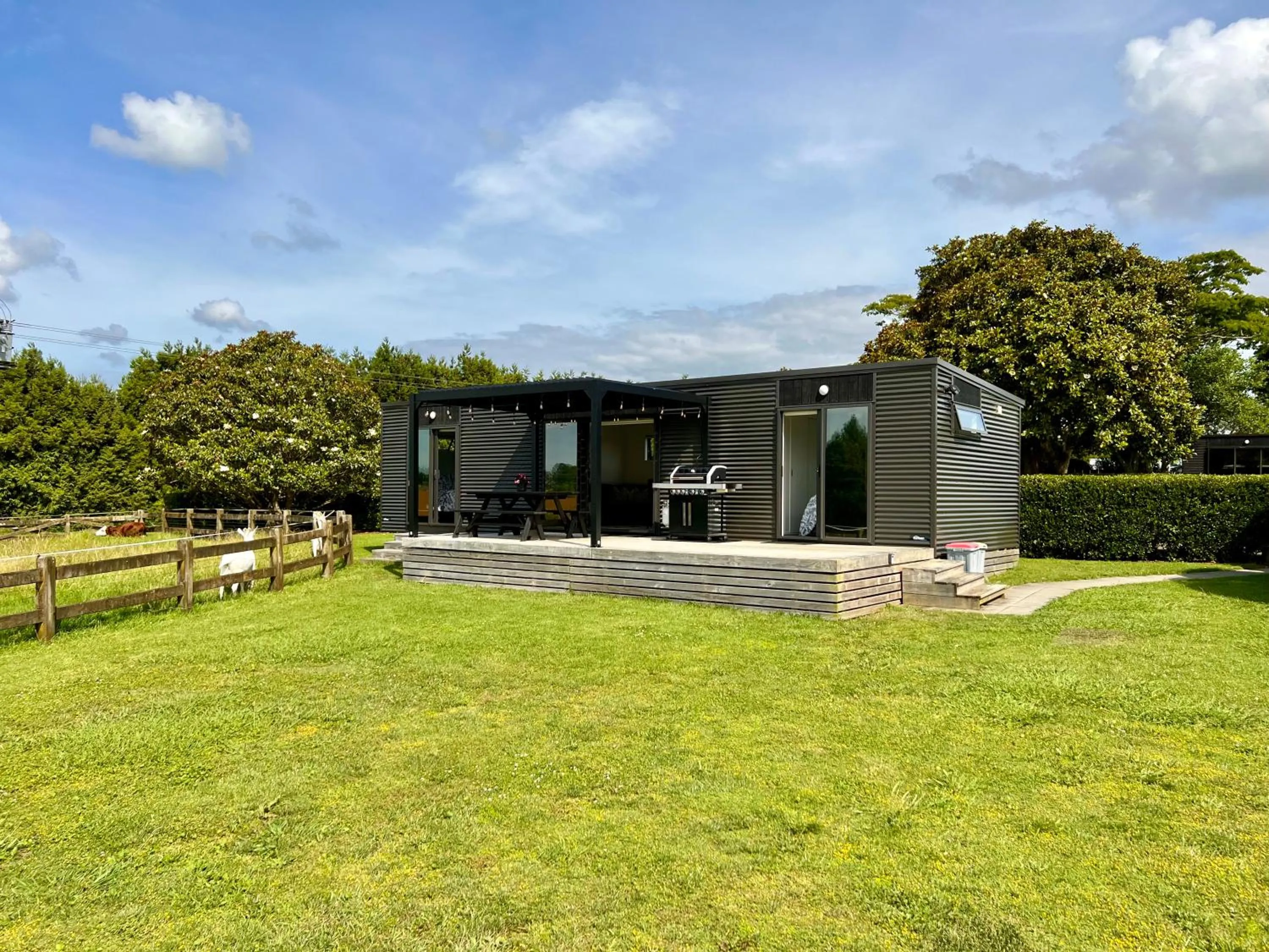 Property building in Heaven's Rest B&B