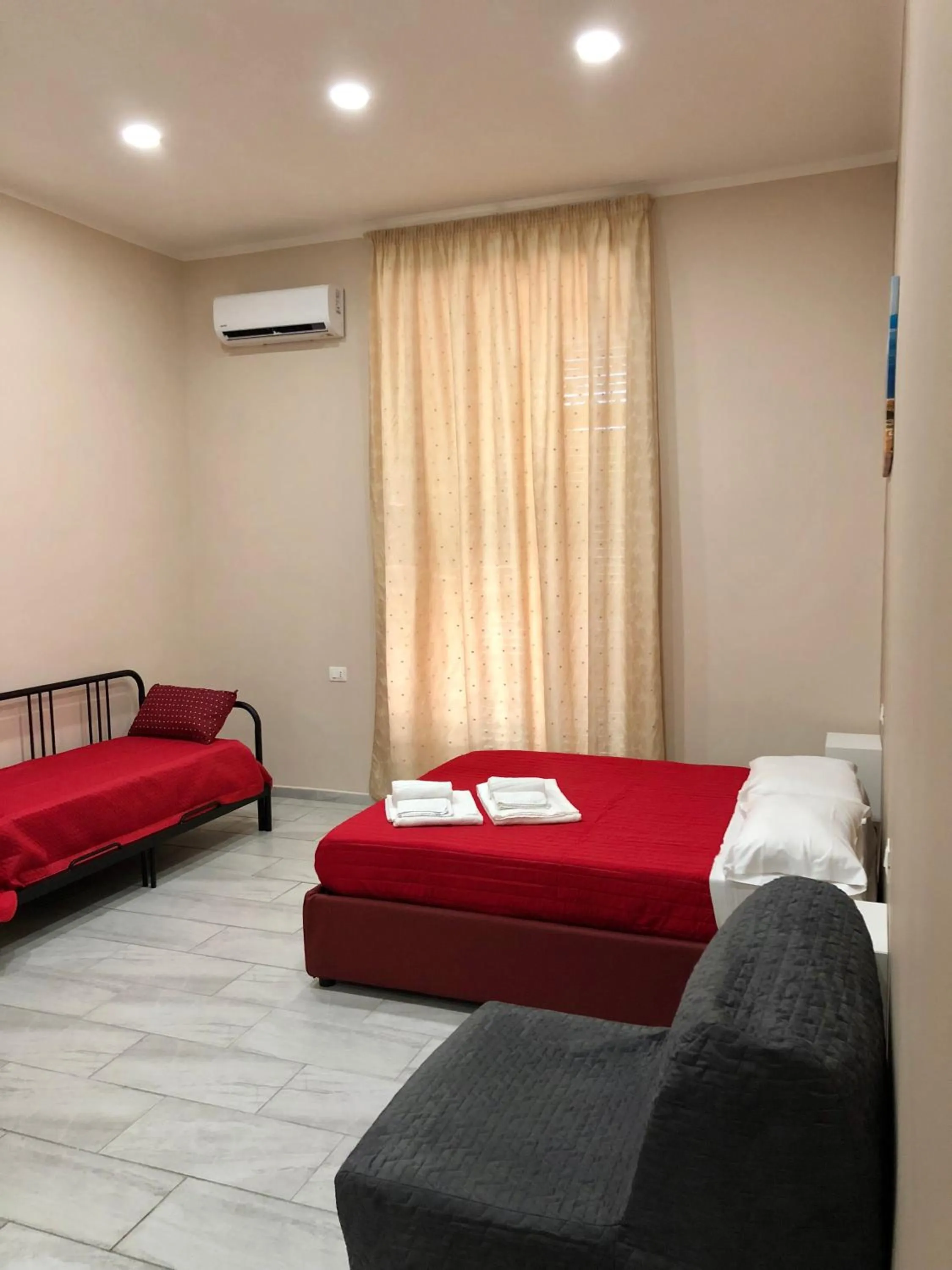 Bed in Vesuvius Terminal