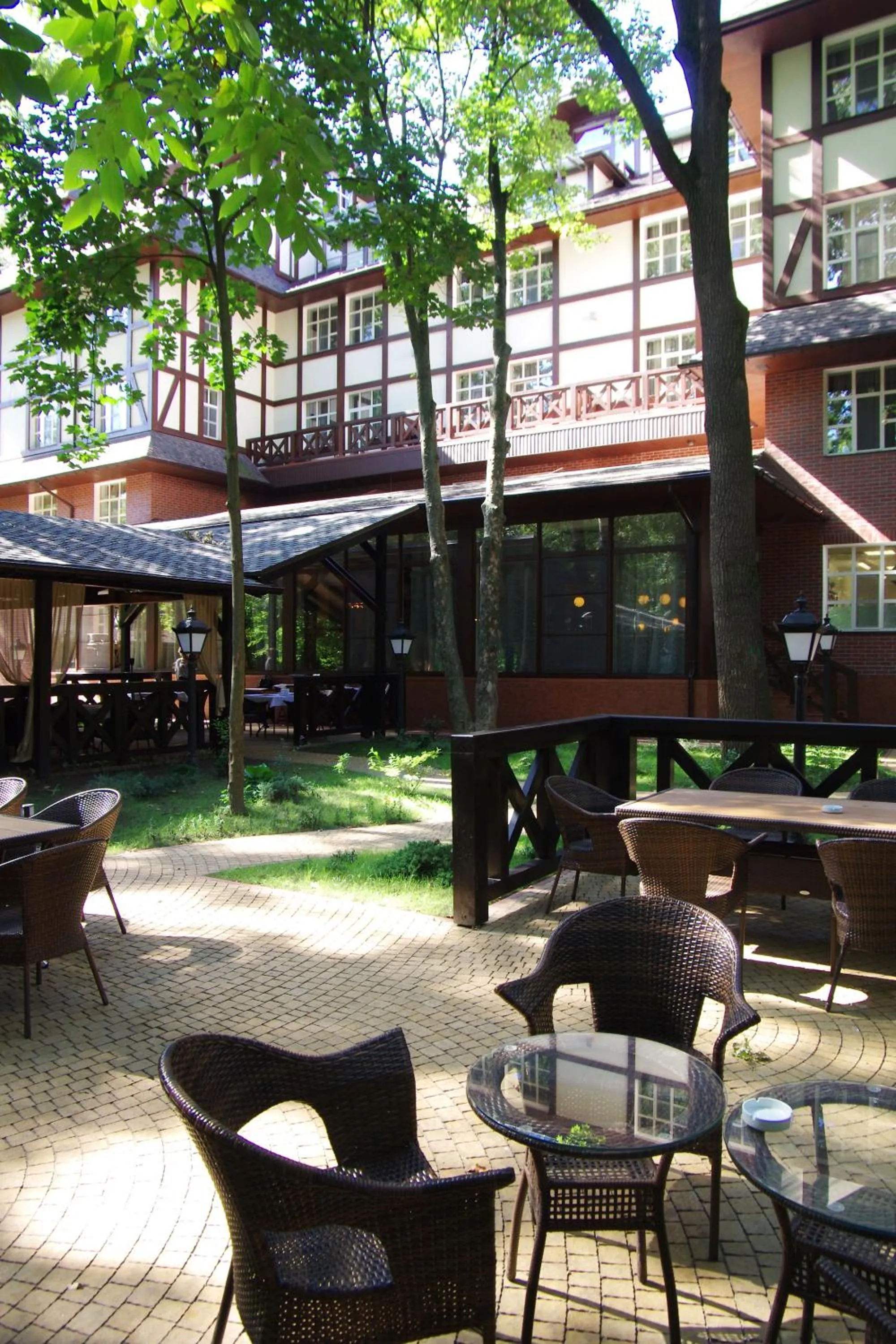 Restaurant/places to eat in Park-Hotel Golosievo
