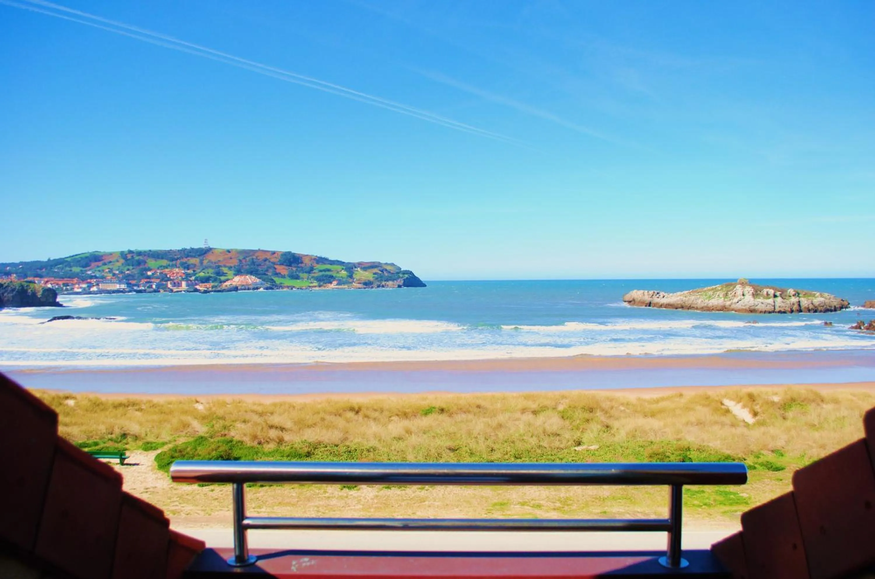 Balcony/Terrace in Hotel Marítimo Ris con garaje
