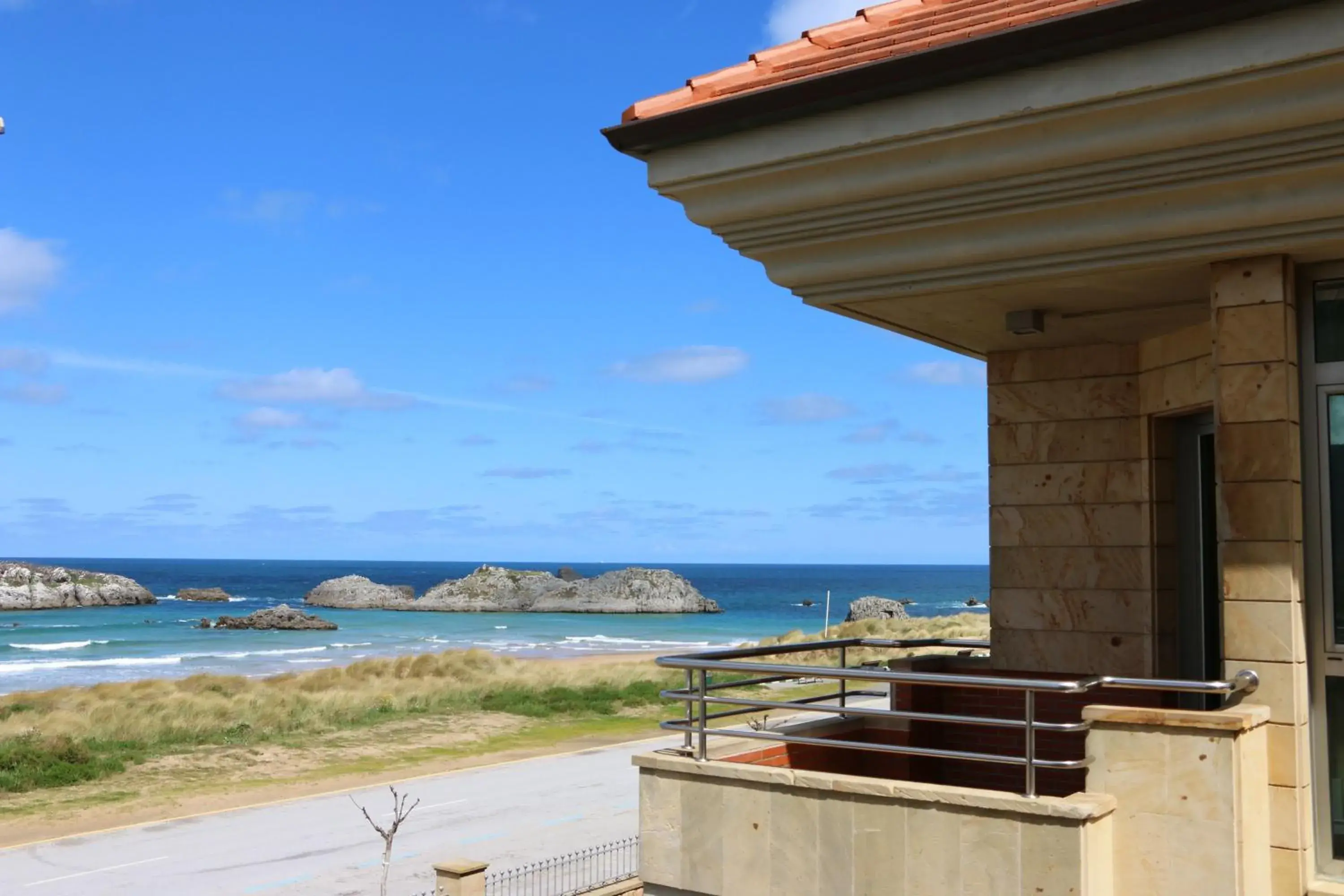 Deluxe Twin Room with Sea View in Hotel Marítimo Ris con garaje Deluxe Twin Room with Sea View in Hotel Marítimo Ris con garaje