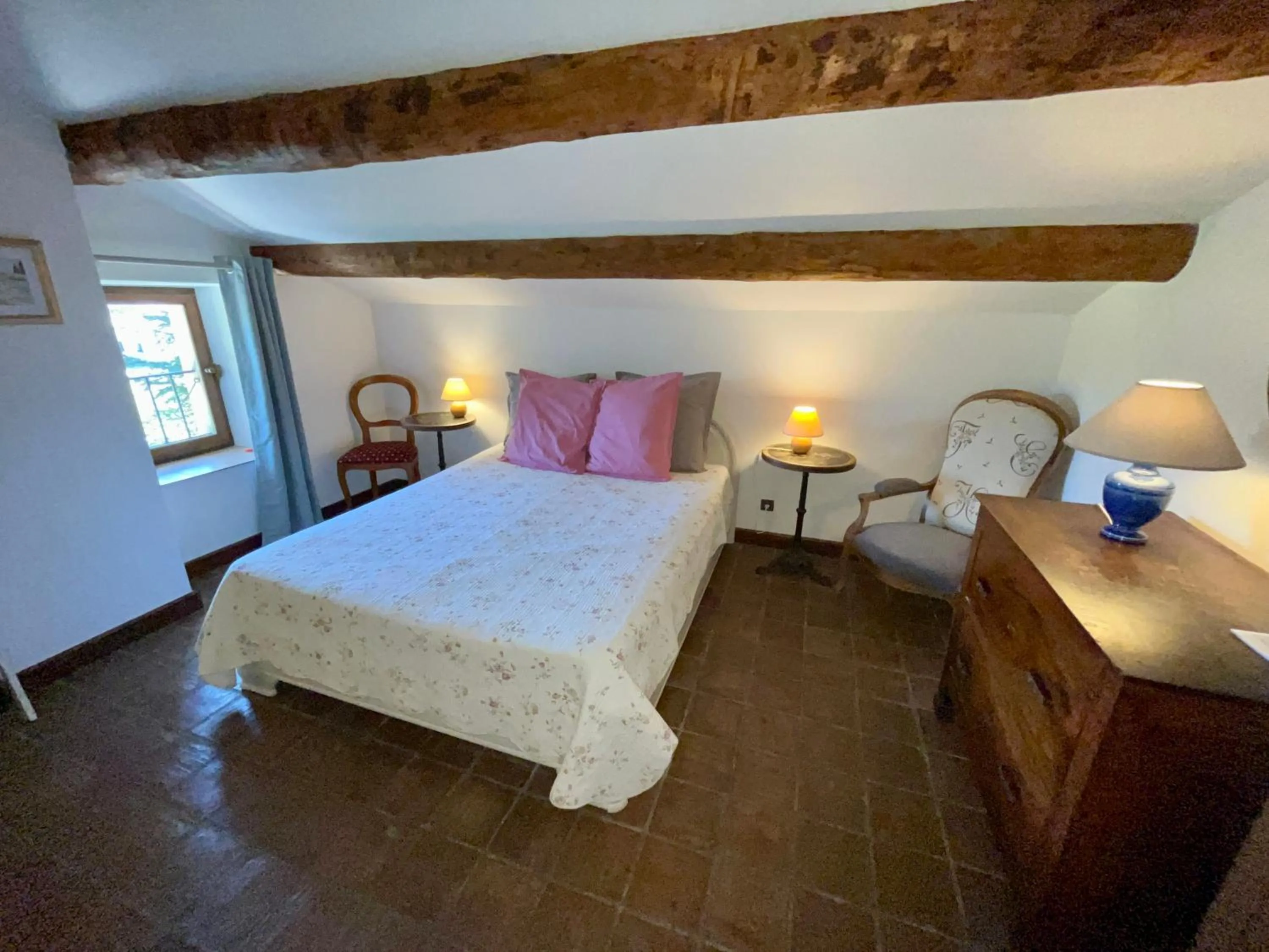 Bedroom, Bed in Le Mas Saint Jacques