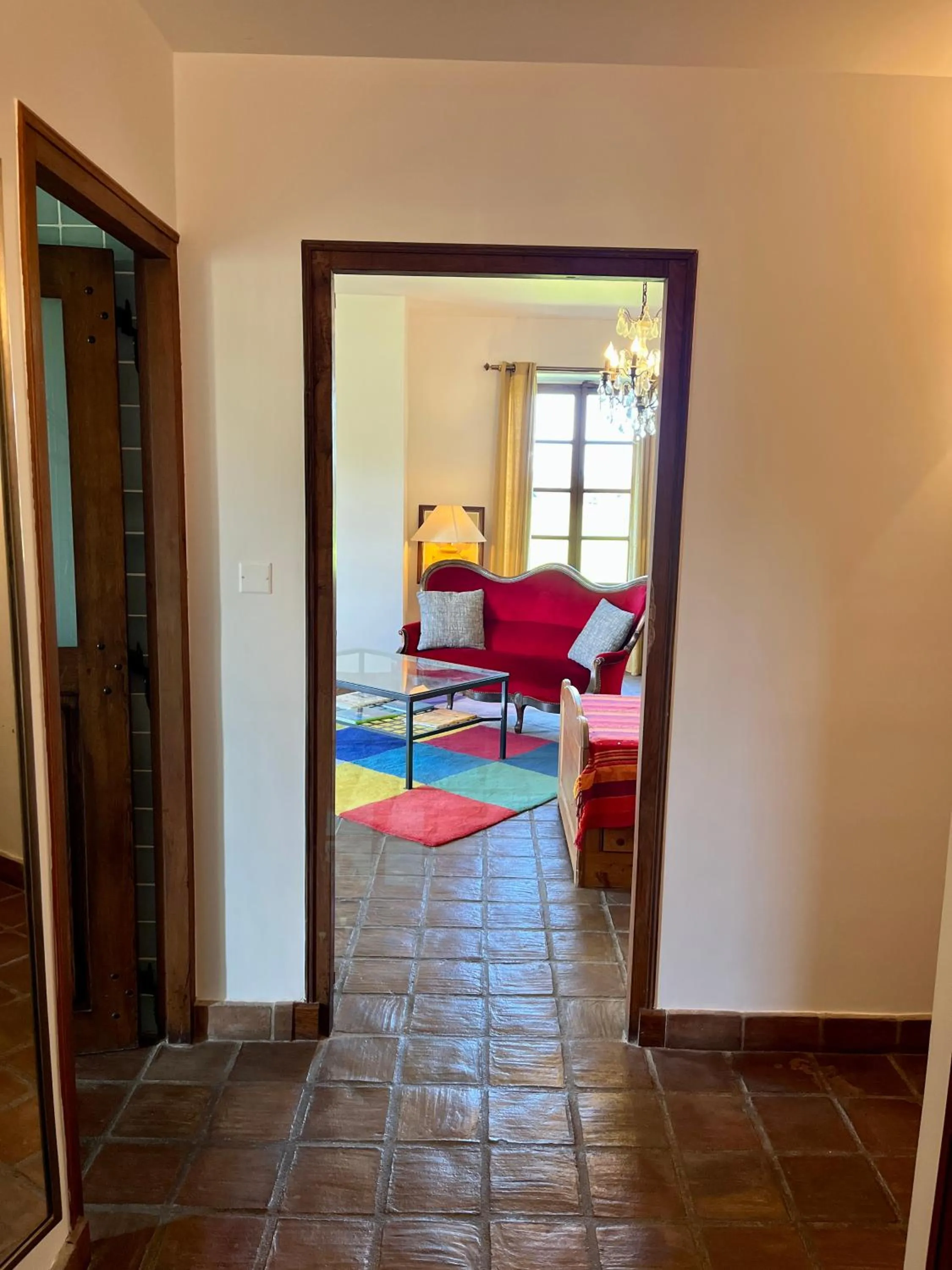 Photo of the whole room in Le Mas Saint Jacques