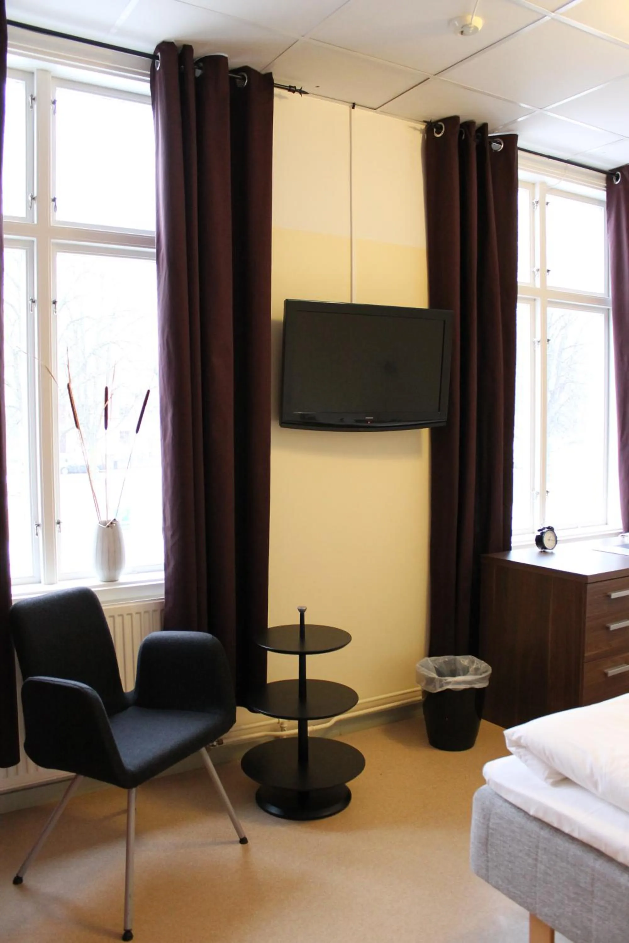 TV and multimedia, Bed in Stationshusets Hotell och Café