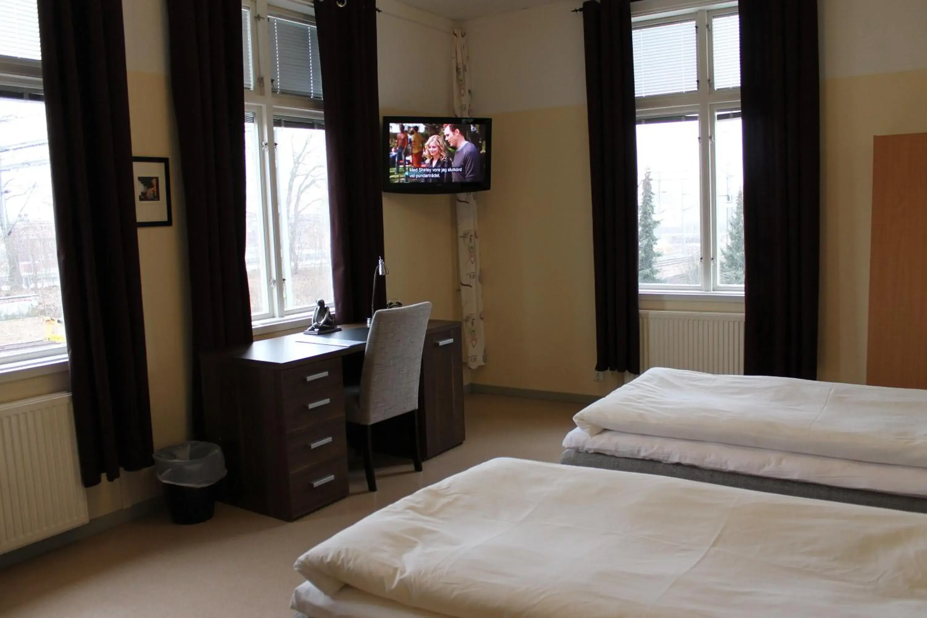 Twin Room with Shared Bathroom - single occupancy in Stationshusets Hotell och Café Twin Room with Shared Bathroom - single occupancy in Stationshusets Hotell och Café