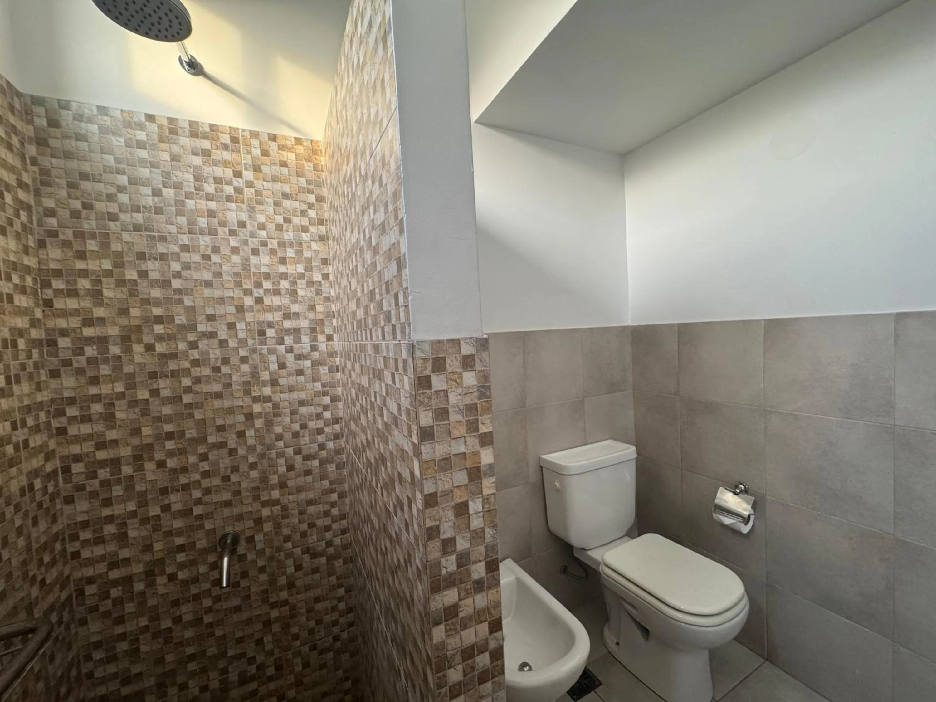 Bathroom in Hotel Lyon by MH