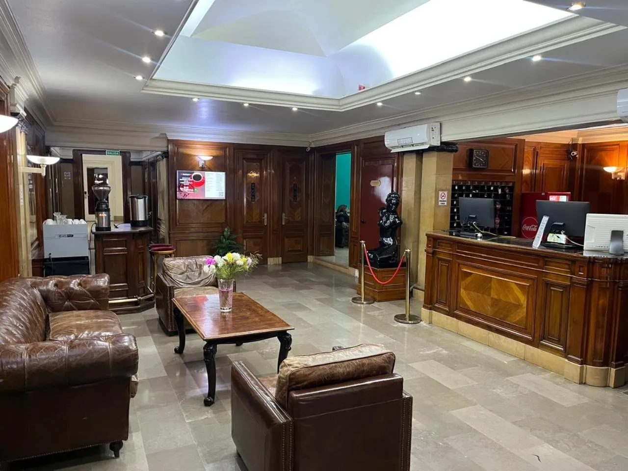 Living room in Hotel Lyon by MH