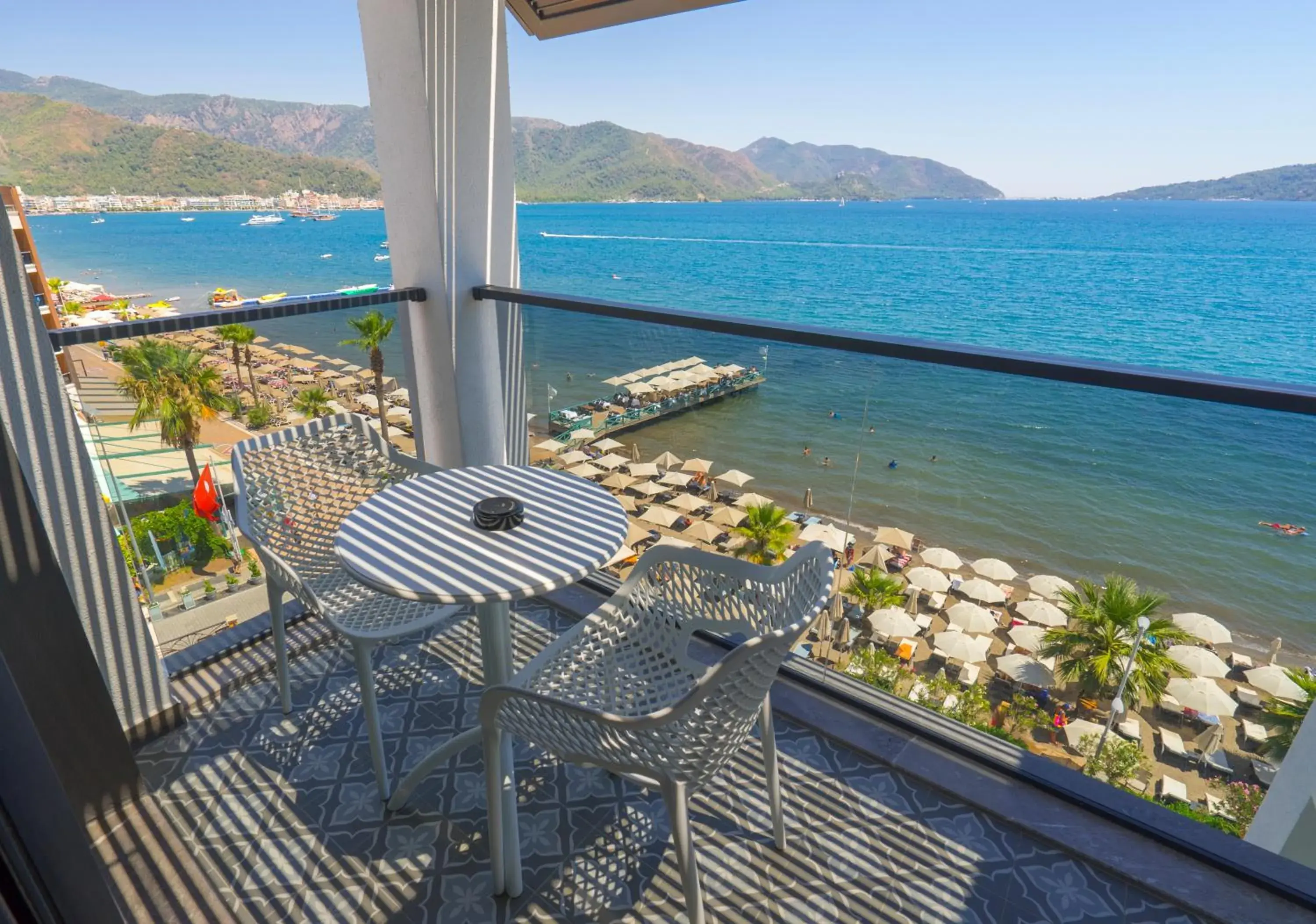 Deluxe Double Room with Sea View in Marmaris Beach Hotel Deluxe Double Room with Sea View in Marmaris Beach Hotel