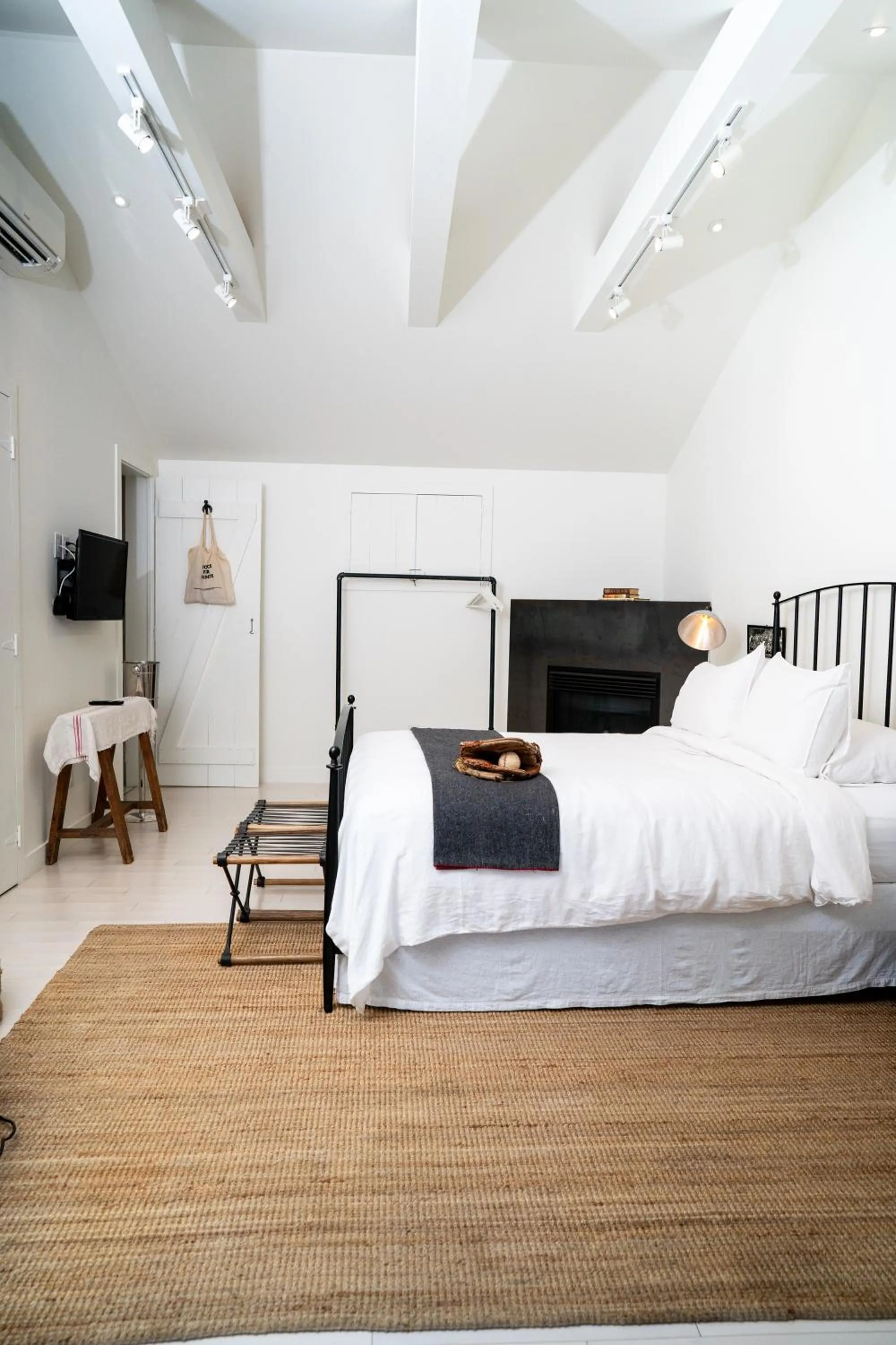 Bed in The Lakeside Prince Edward County