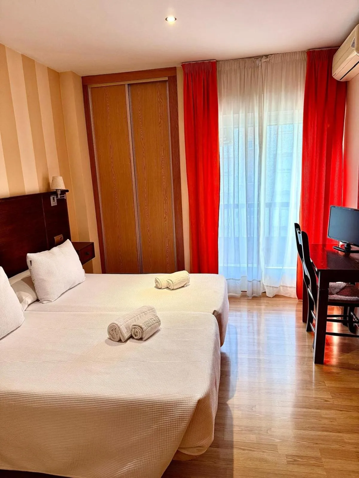 Bed in Hotel Fernando IV