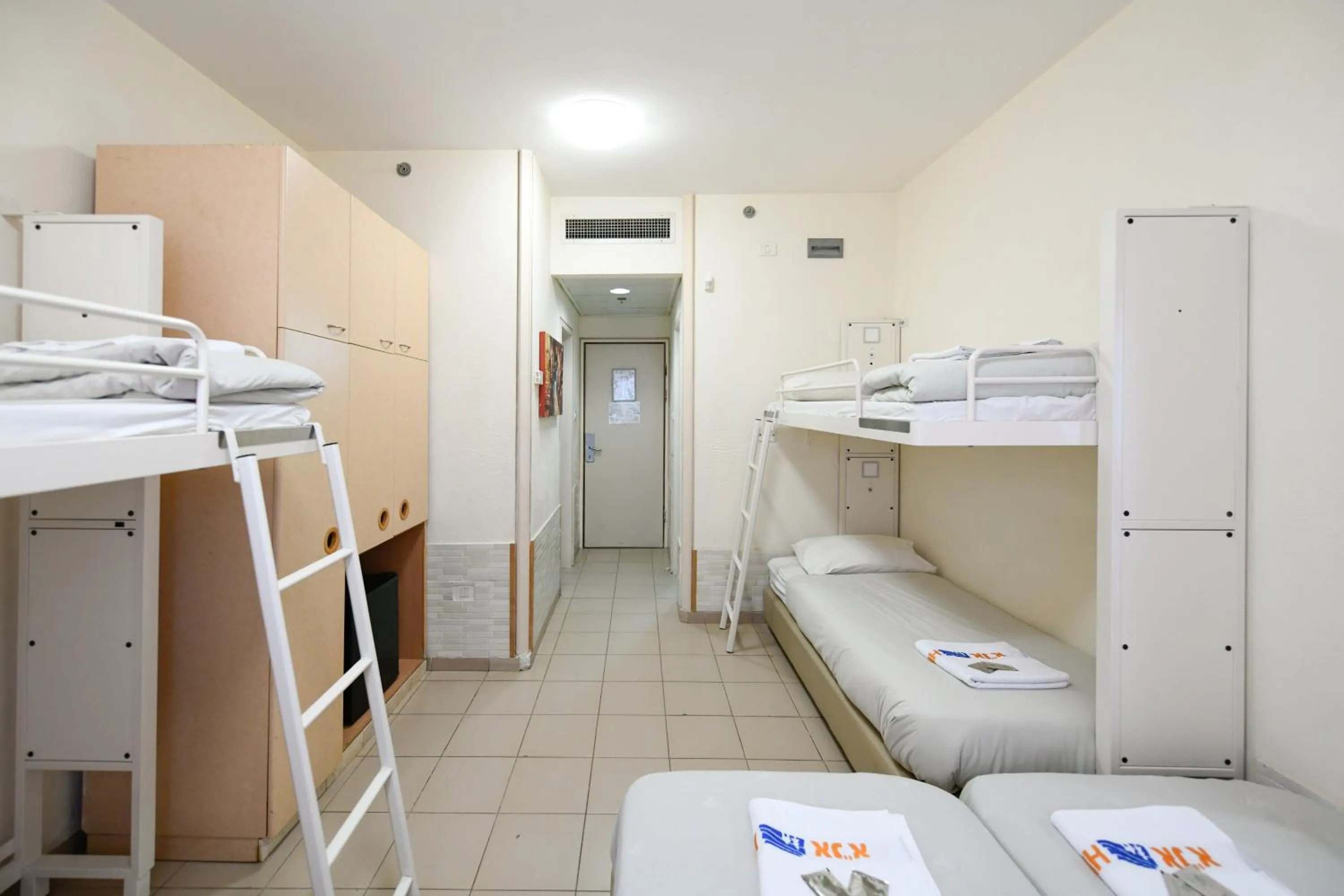 Bed in HI Agron - Jerusalem Hostel