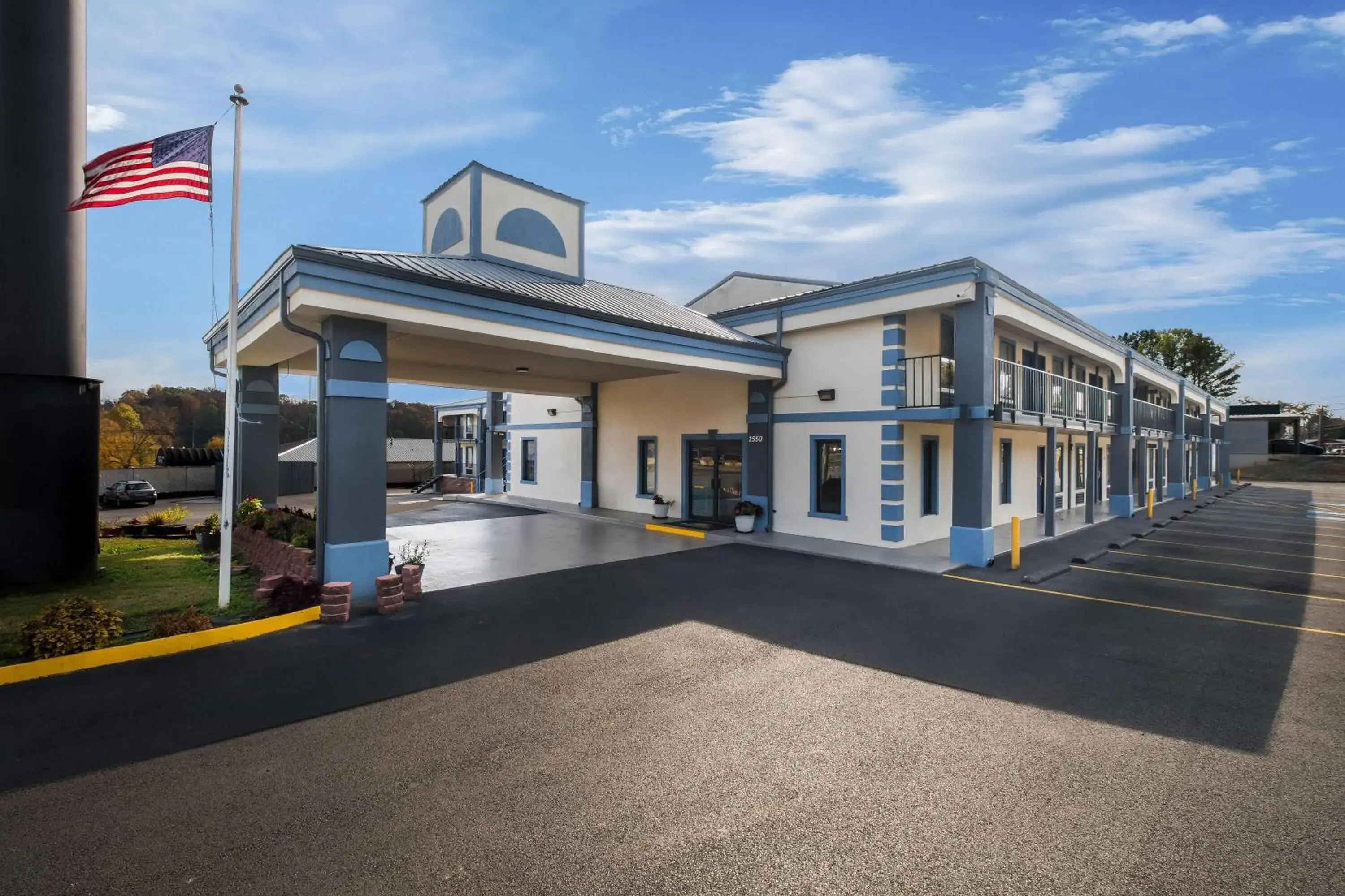 Property building in Days Inn by Wyndham Cleveland TN Property building in Days Inn by Wyndham Cleveland TN