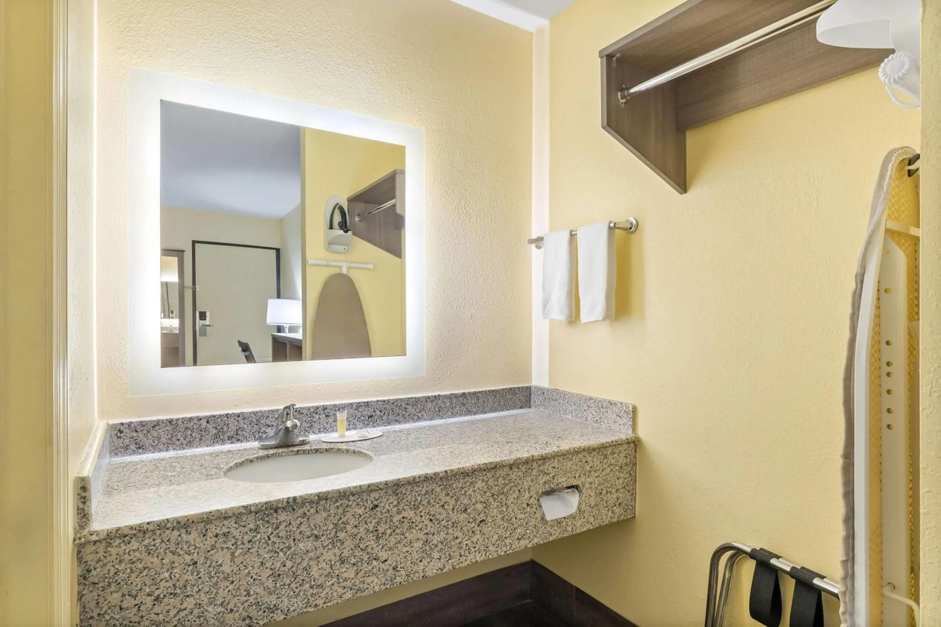 Bathroom in Days Inn by Wyndham Cleveland TN