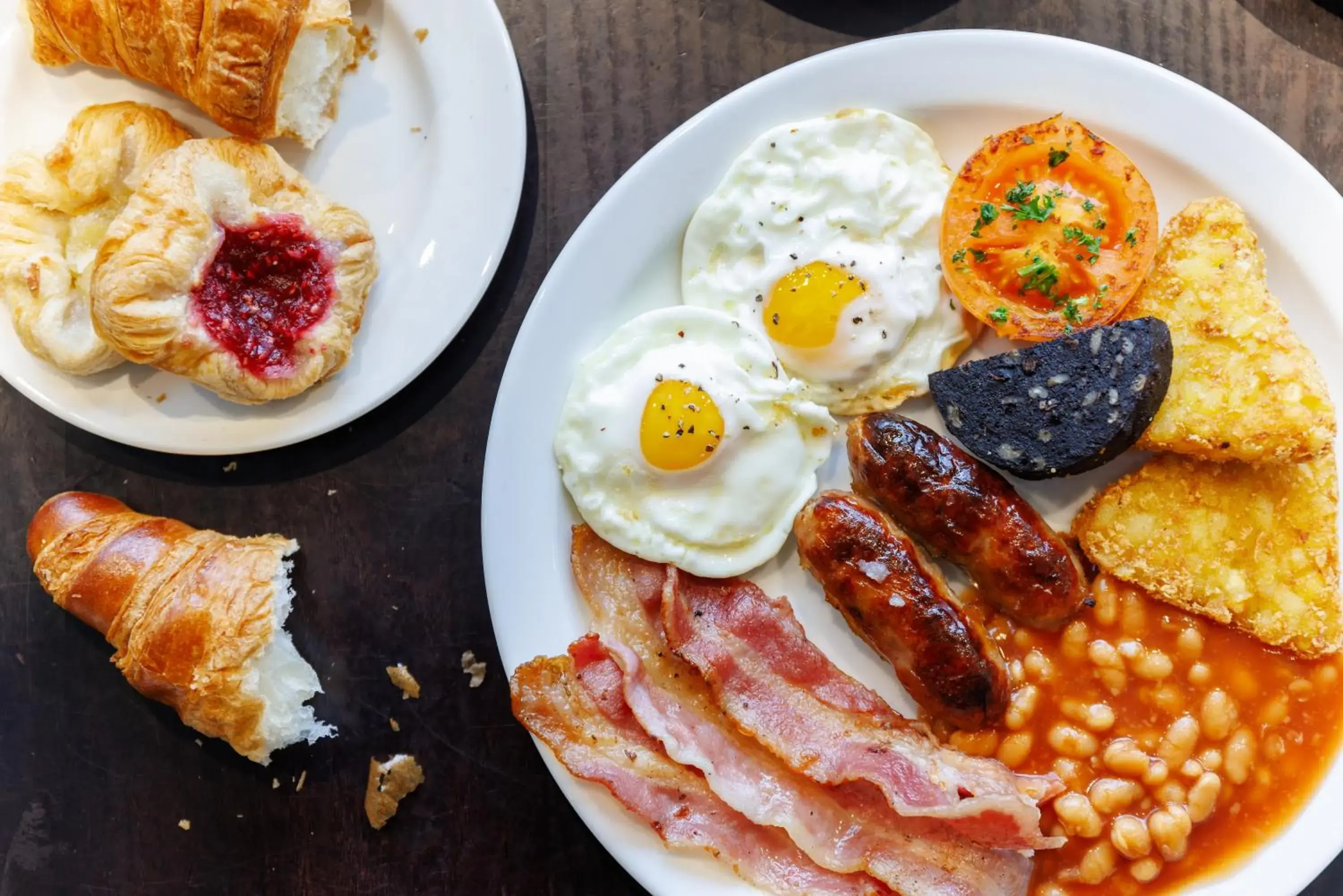 Breakfast in DoubleTree by Hilton Bristol North Breakfast in DoubleTree by Hilton Bristol North