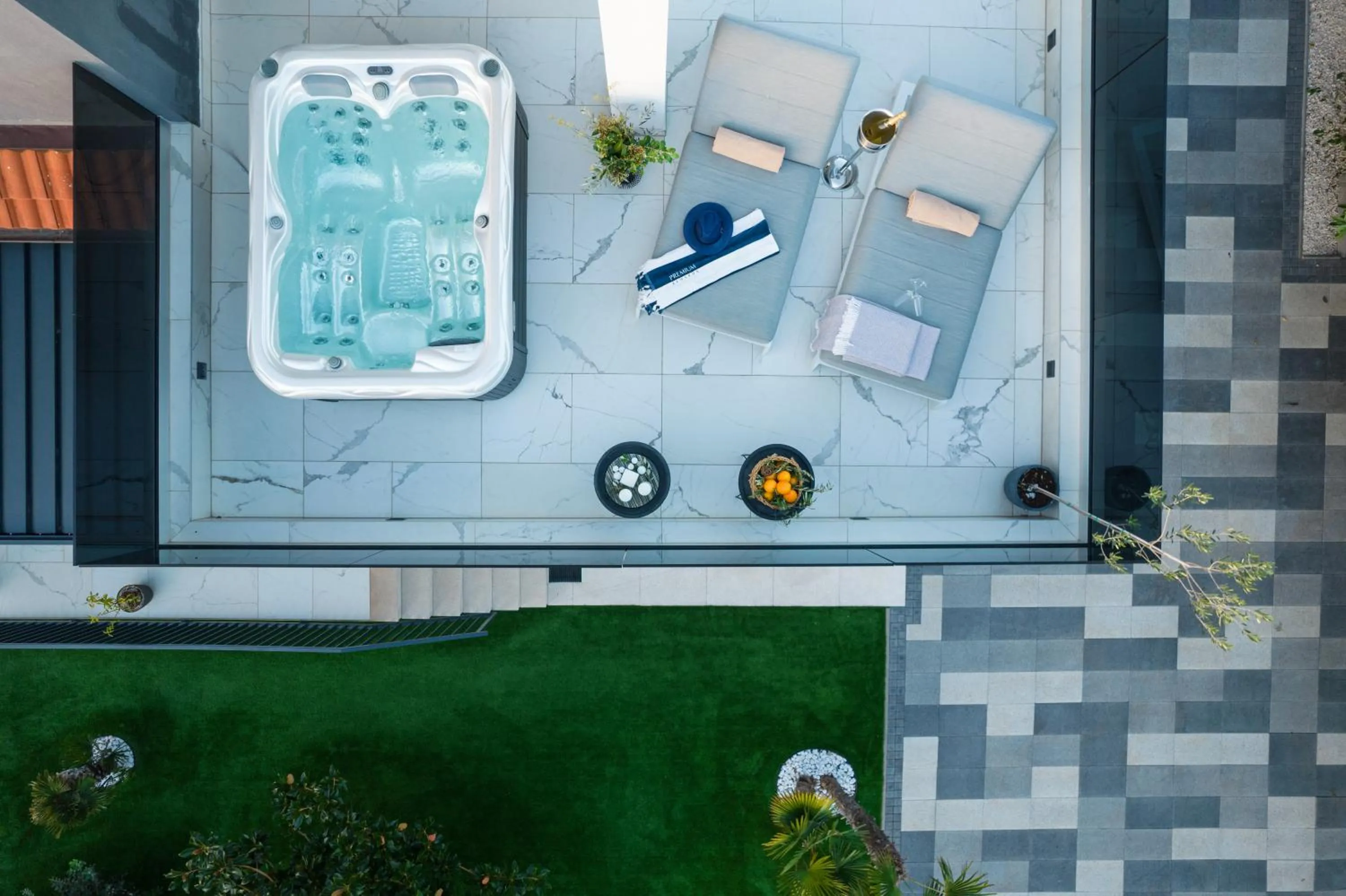 Hot Tub in Residence Vaal