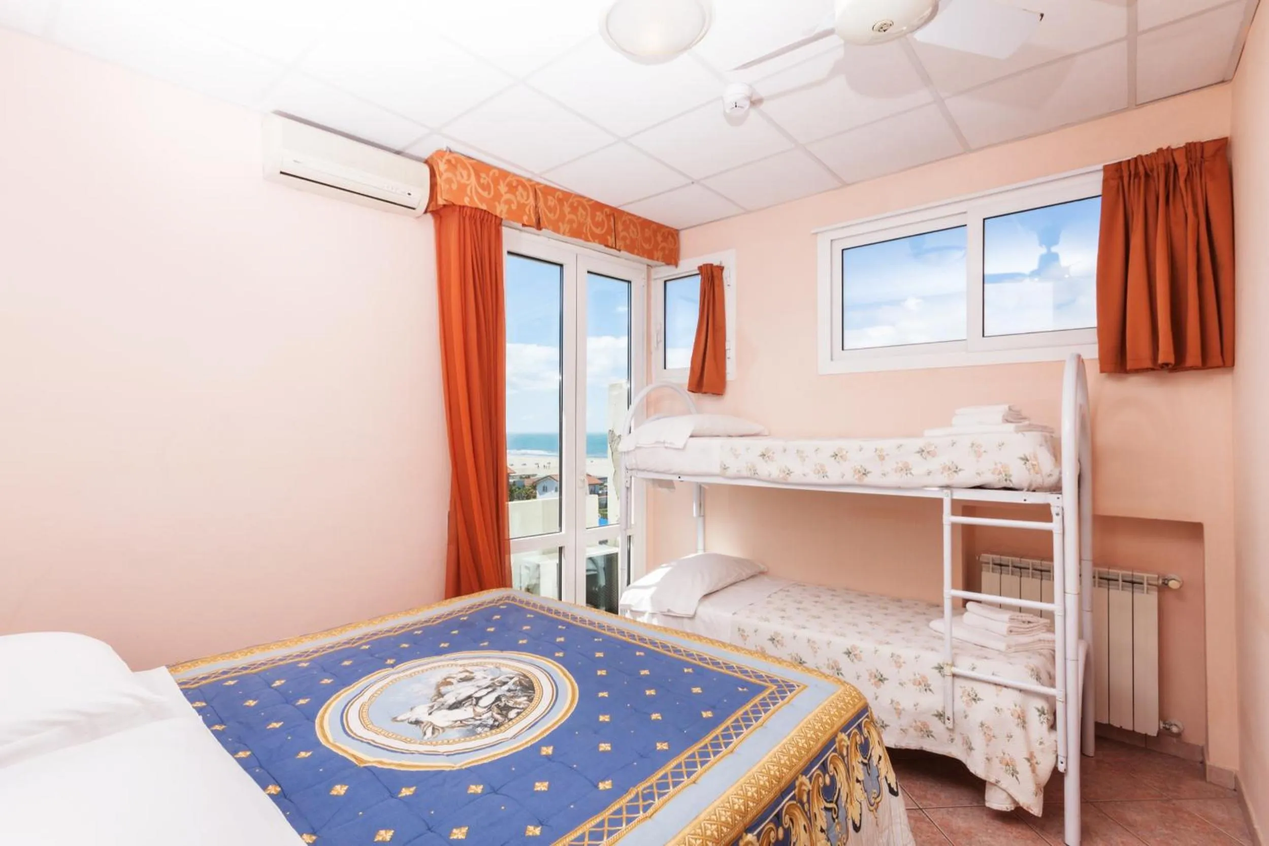 Photo of the whole room, Bed in Hotel Ambasciatori