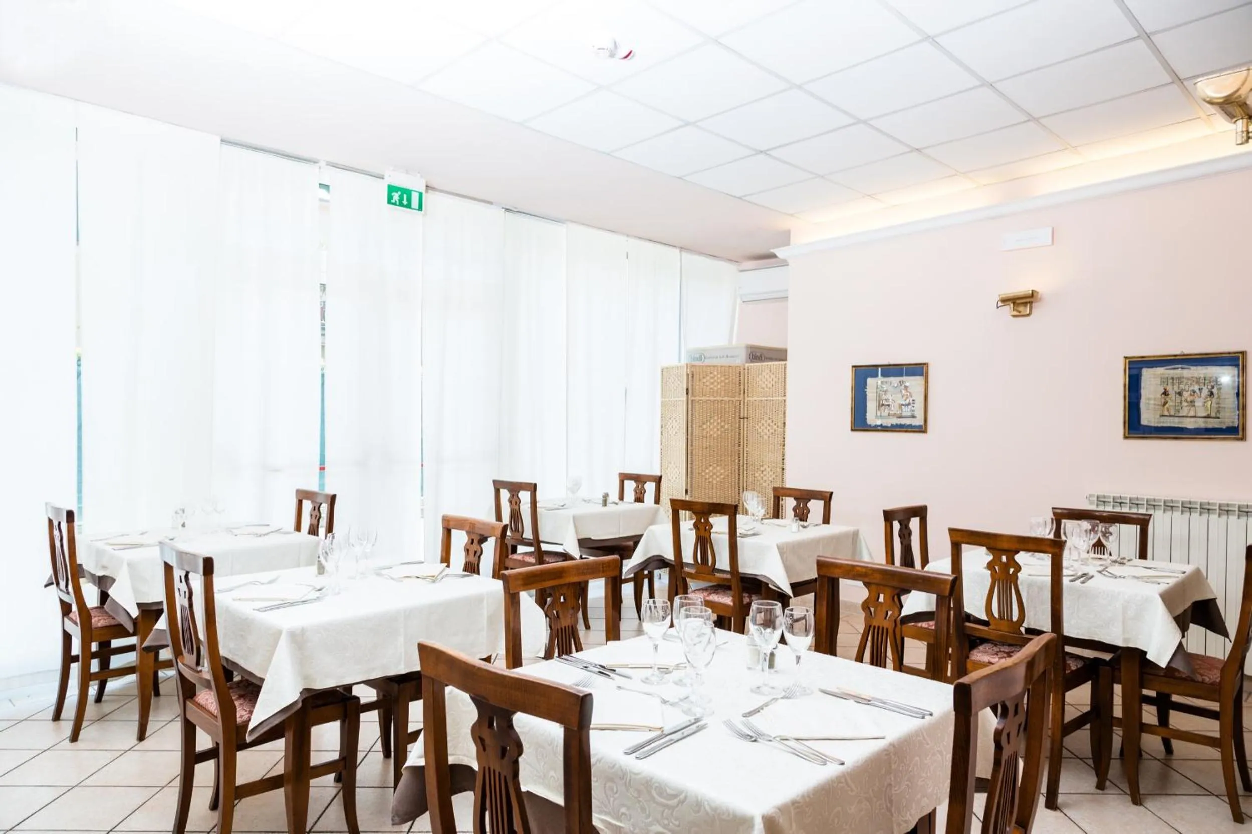 Restaurant/places to eat in Hotel Ambasciatori
